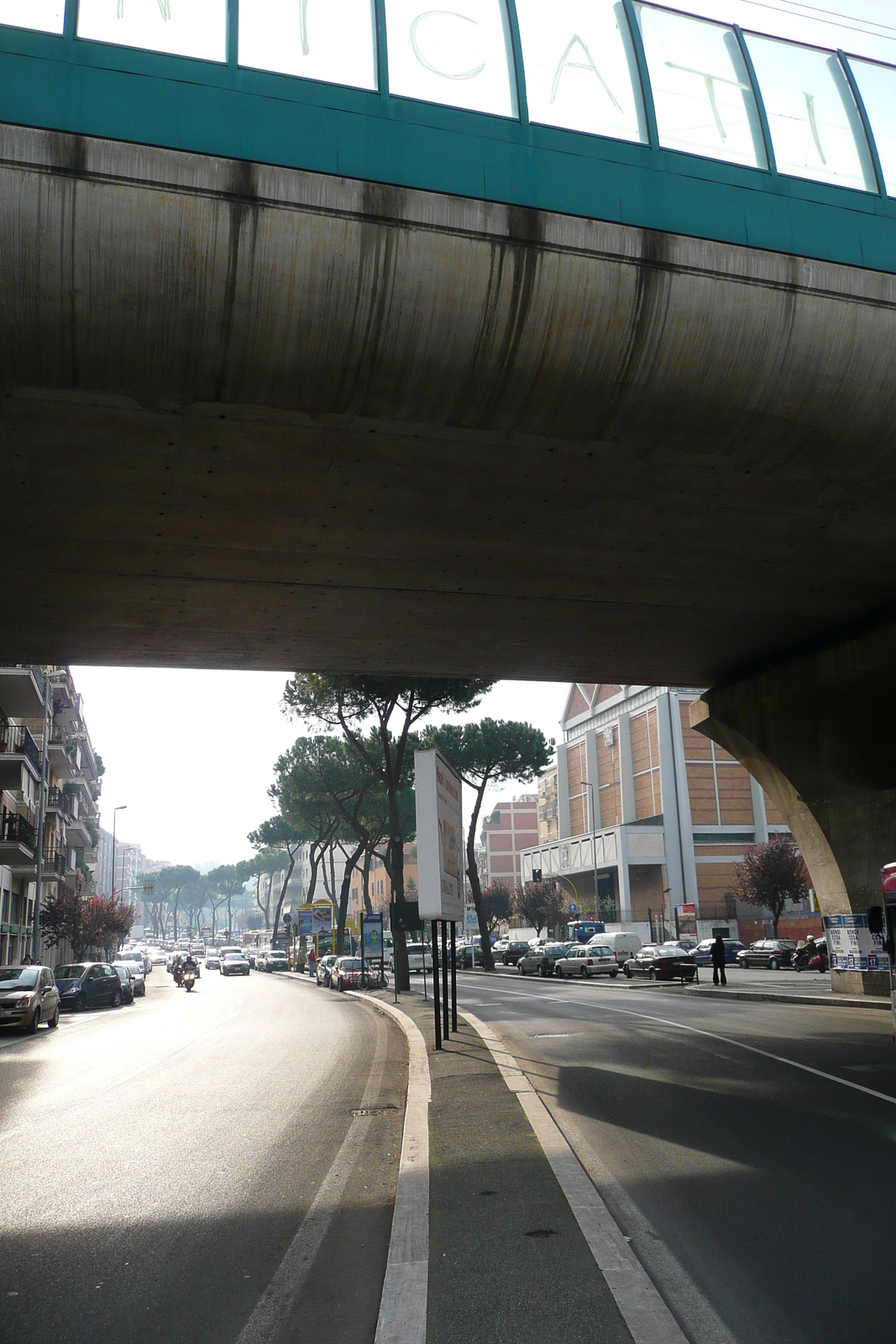Photo Italie Rome rue Gregorio VII 2007-11 49
