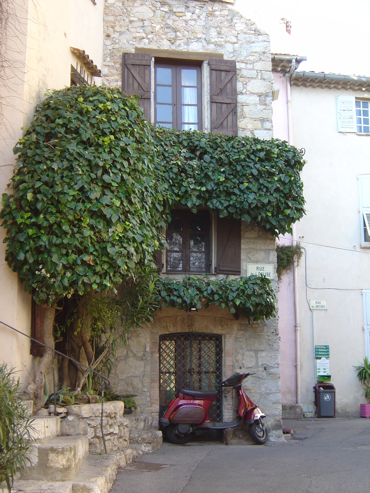 Photo France Mougins 2006-02 33