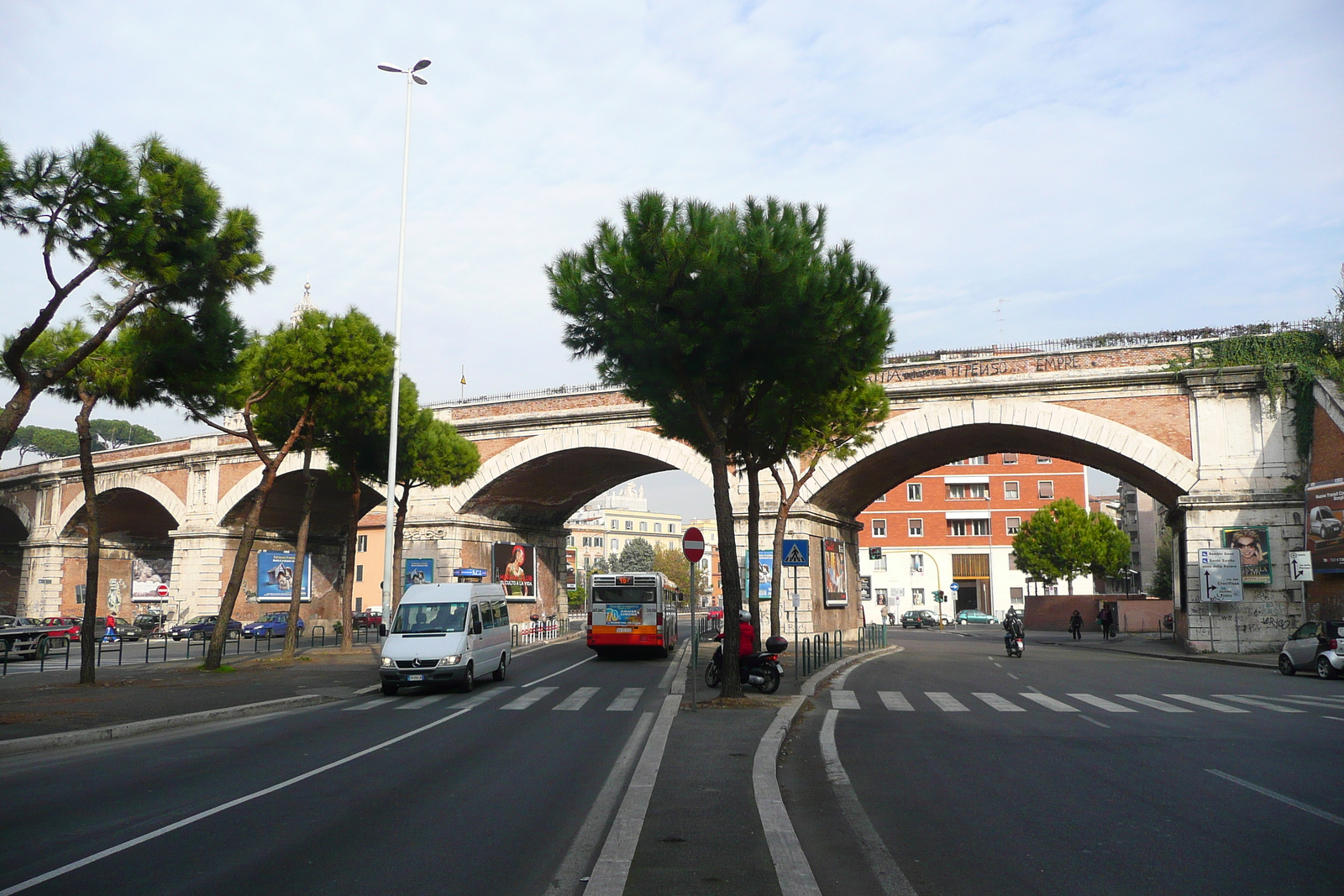 Photo Italie Rome rue Gregorio VII 2007-11 8