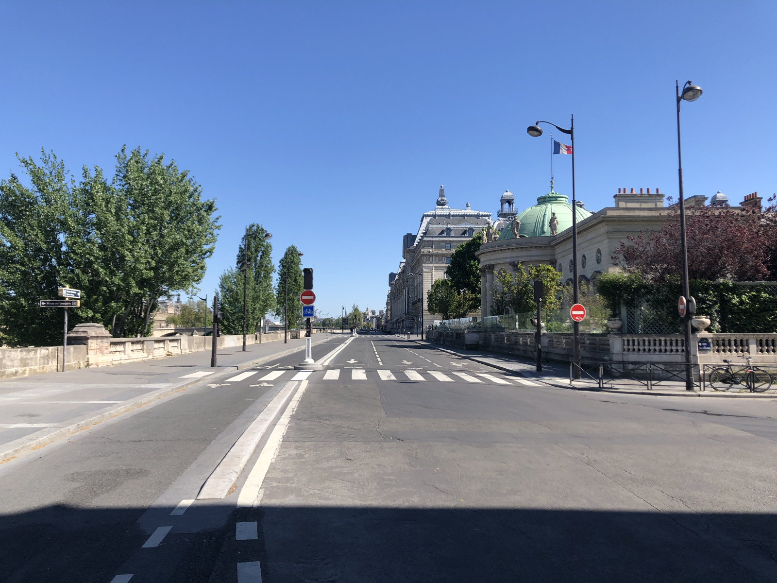 Photo France Paris confiné 2020-04 335