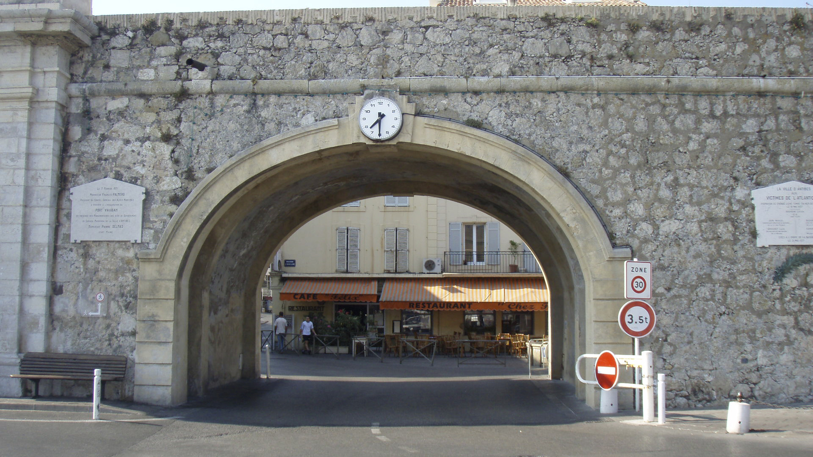 Photo France Antibes Boulevard Aguillon 2007-08 28