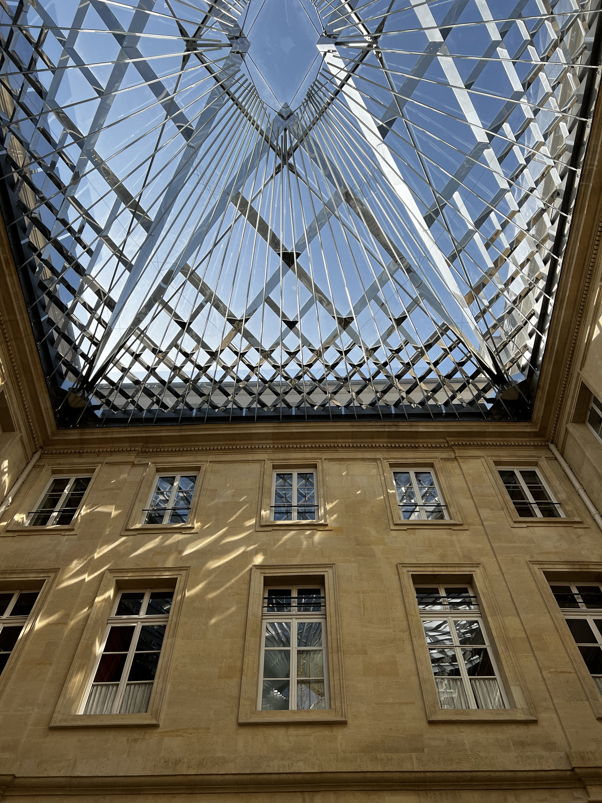 Photo France Paris Hotel de la Marine 2023-04 70