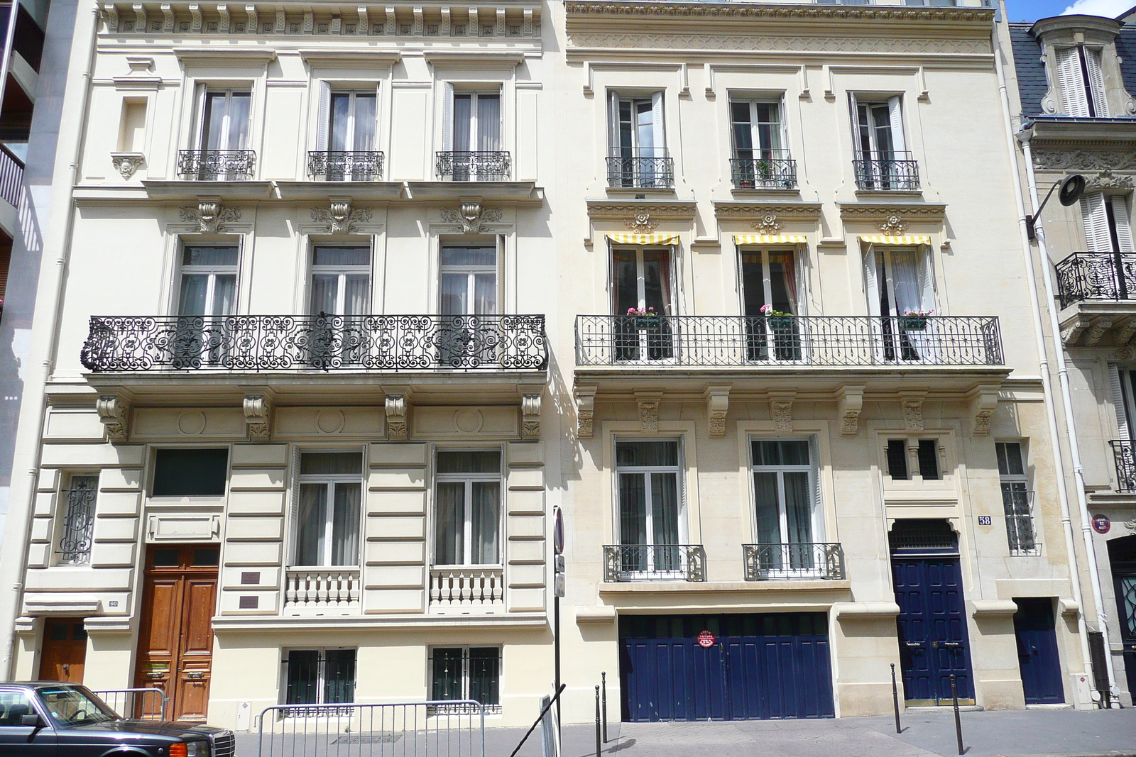 Photo France Paris Rue Ampère 2007-06 31