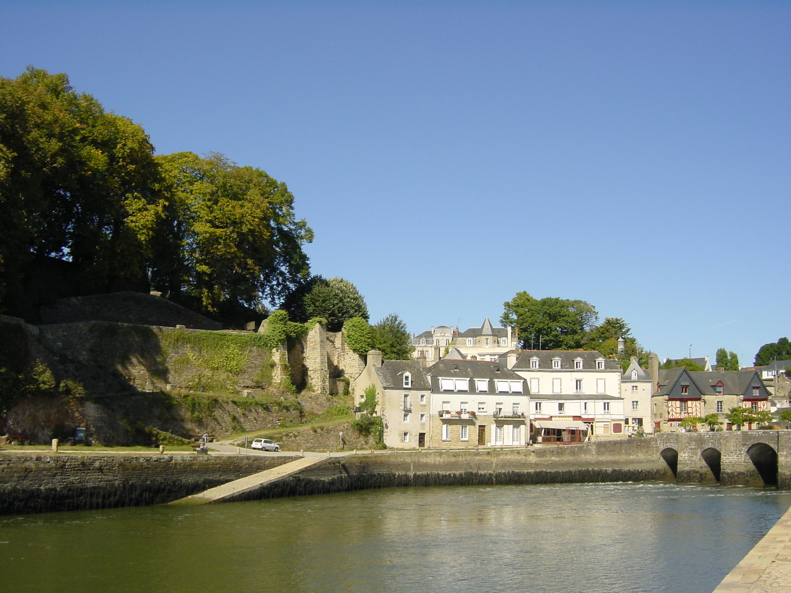 Photo France Saint anne d'auray 2003-09 6