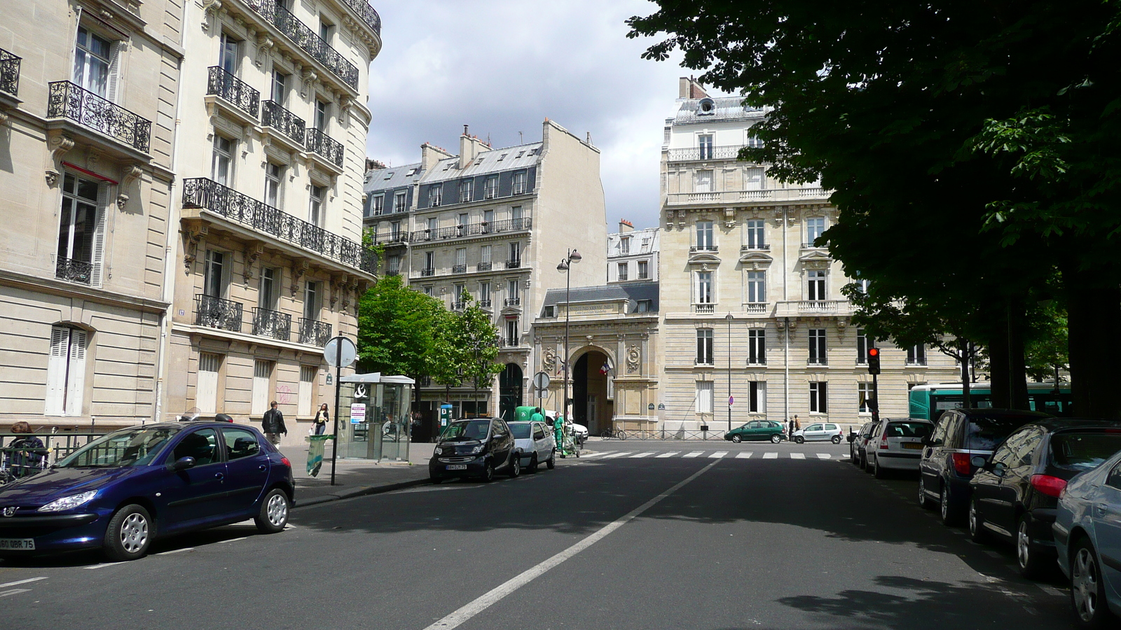 Photo France Paris 17eme Arrondissement Place Malesherbes 2007-05 25
