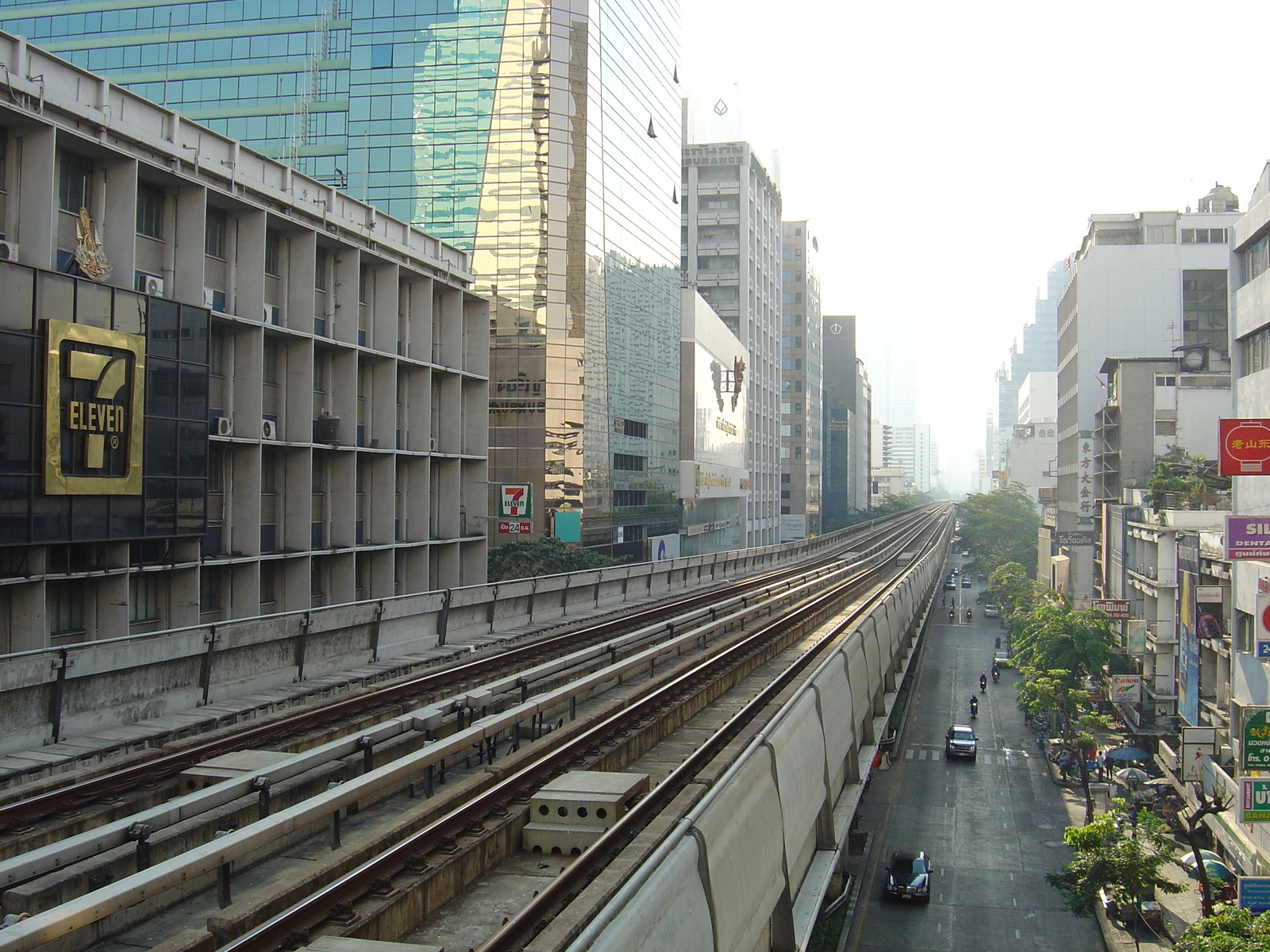 Photo Thaïlande Bangkok Sky Train 2004-12 125