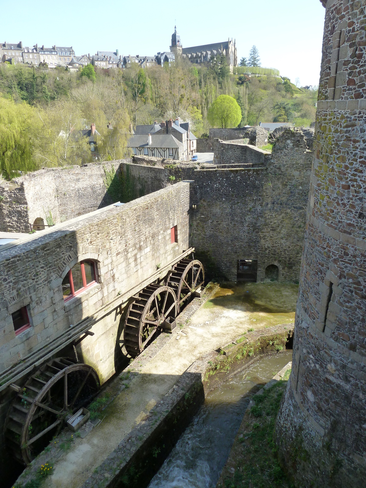 Photo France Fougères 2010-04 170