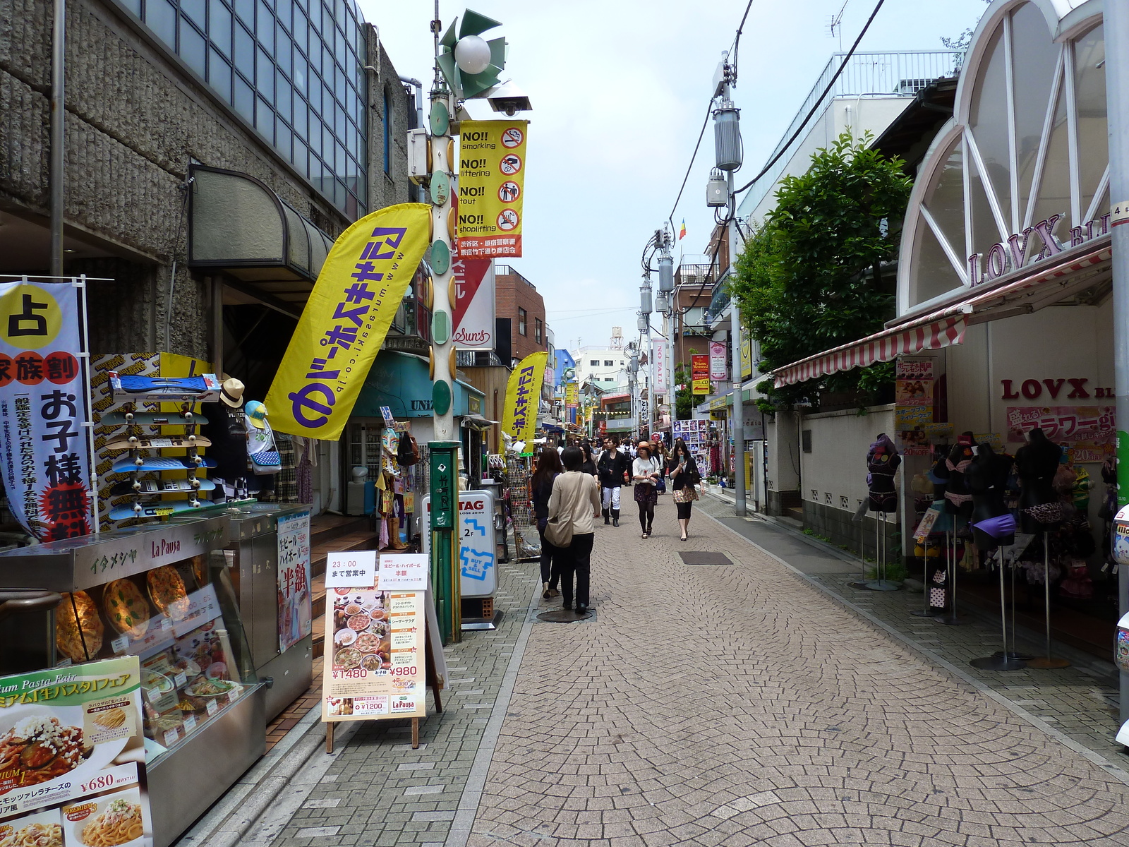 Photo Japon Tokyo rue Takeshita 2010-06 4