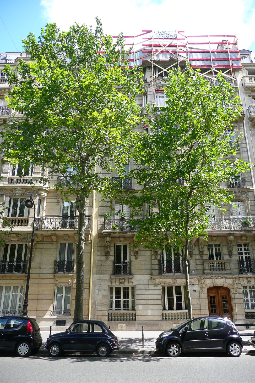Photo France Paris Avenue Niel 2007-06 72