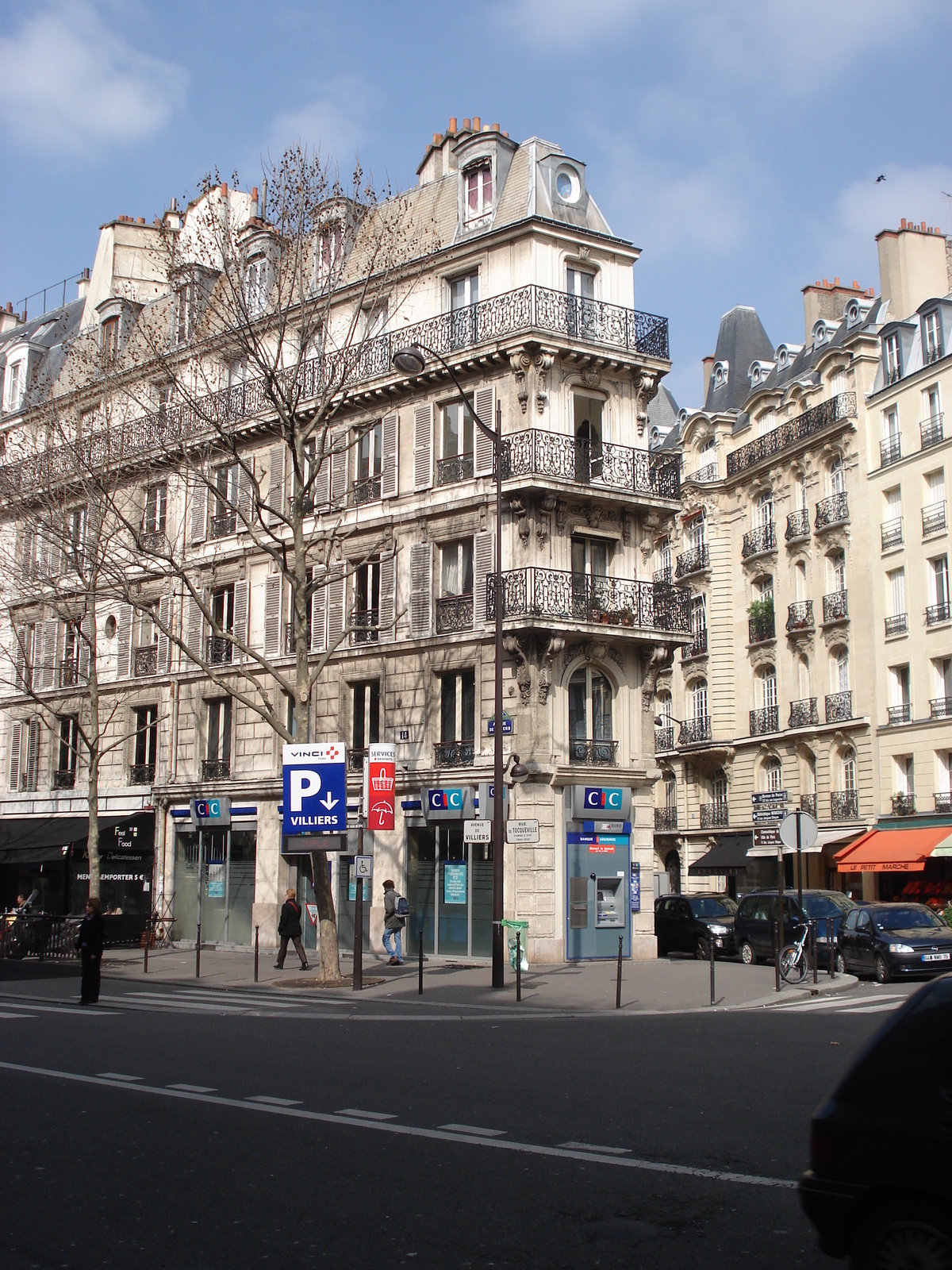 Photo France Paris 17eme Arrondissement Boulevard de Courcelles 2006-03 22