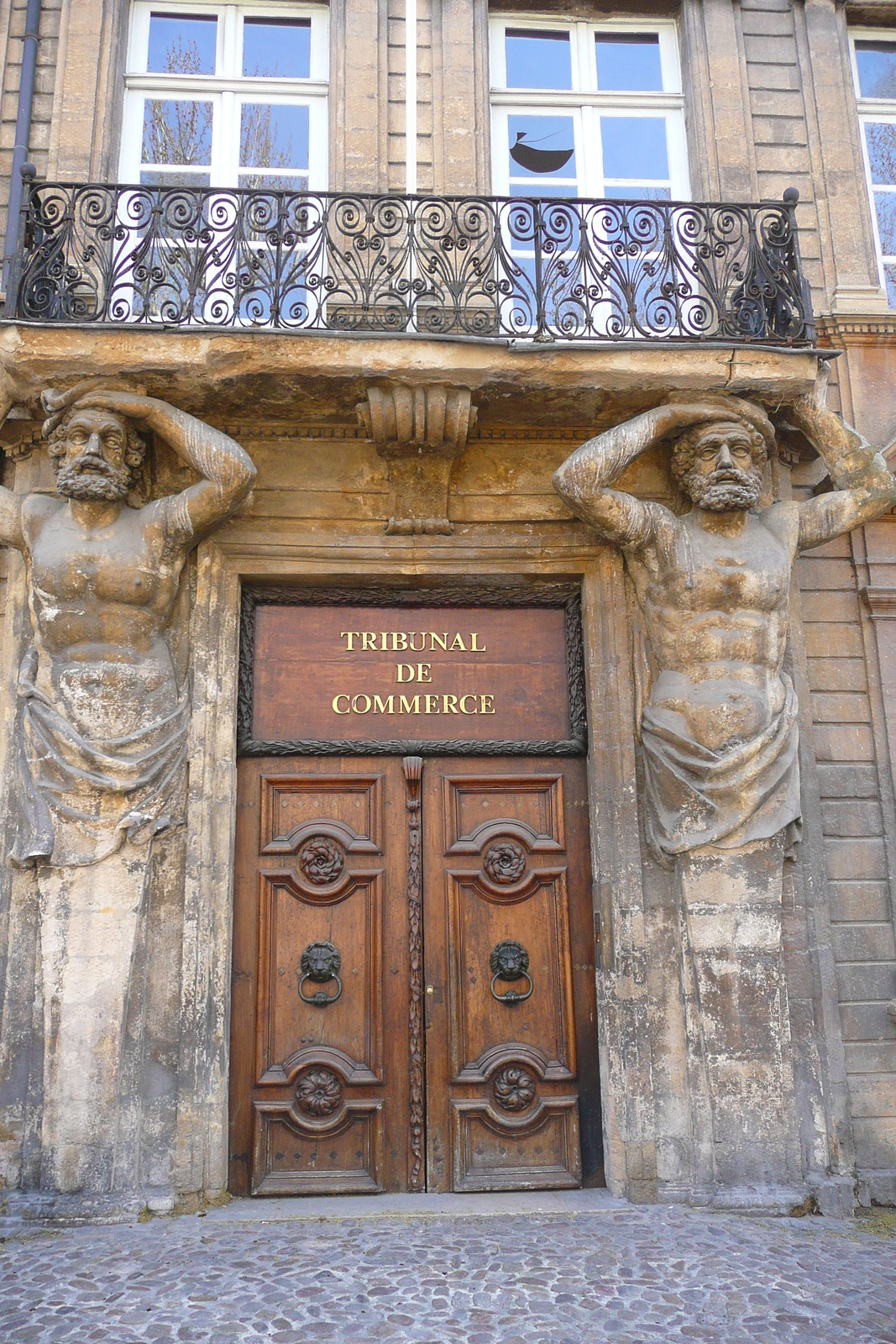 Photo France Aix en Provence Cours Mirabeau 2008-04 23