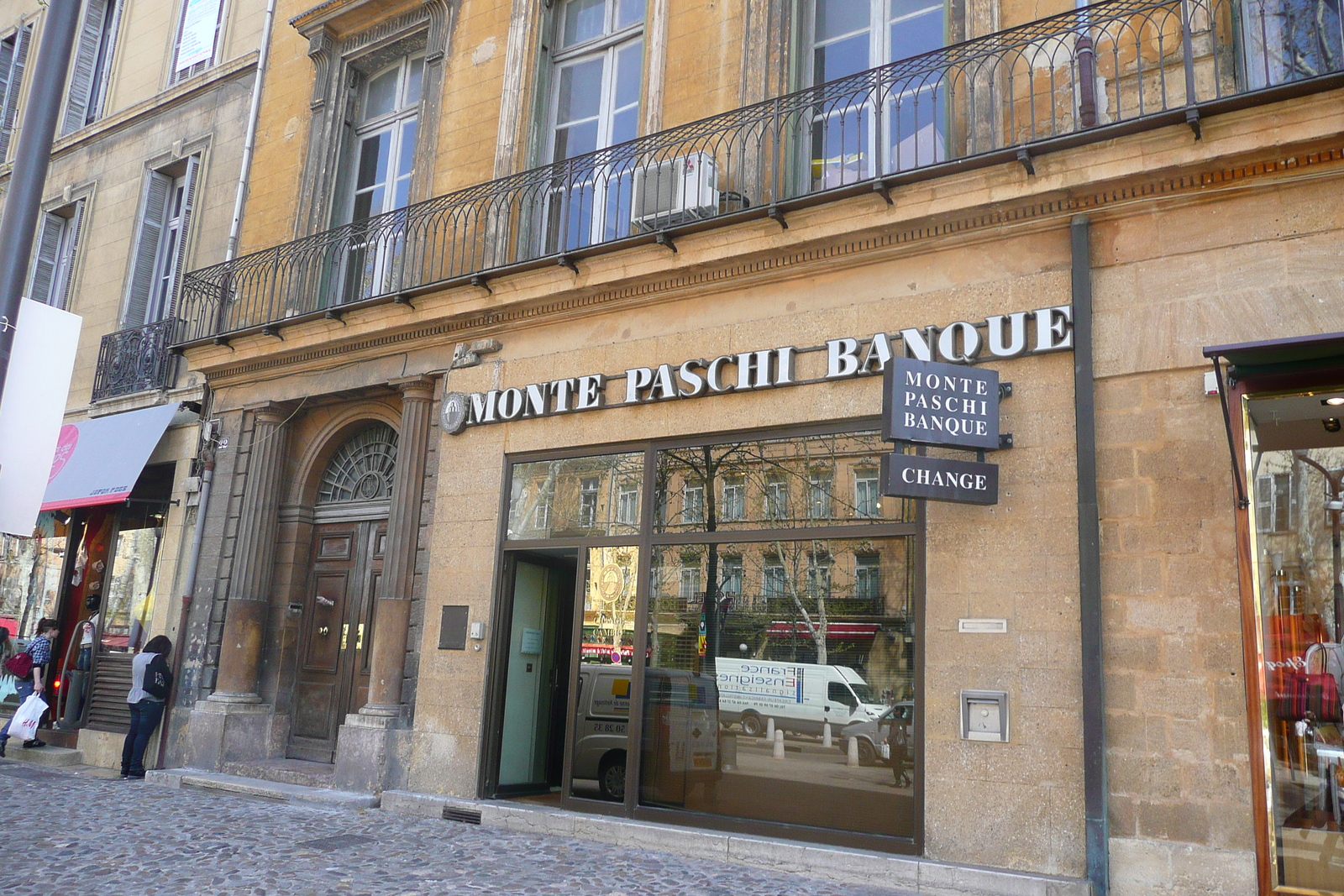 Photo France Aix en Provence Cours Mirabeau 2008-04 7