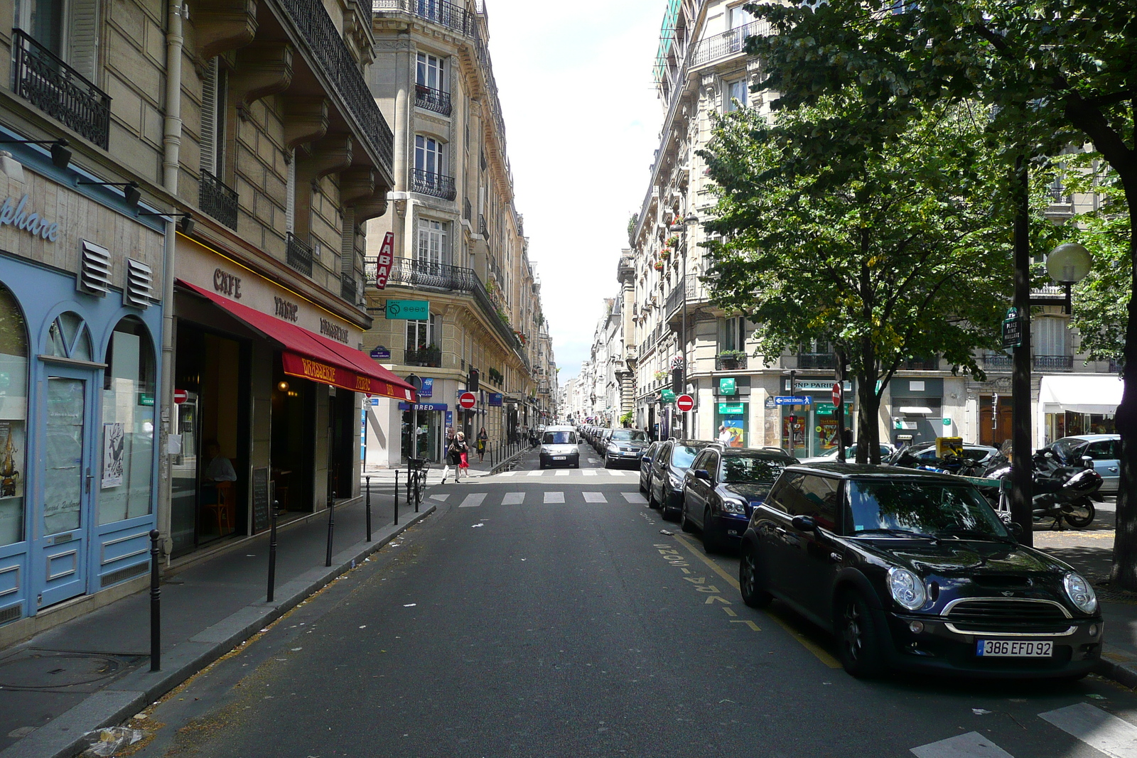 Photo France Paris Avenue Niel 2007-06 74