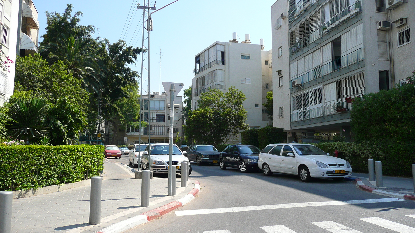 Photo Israel Tel Aviv Rue Jabotinsky 2007-06 12