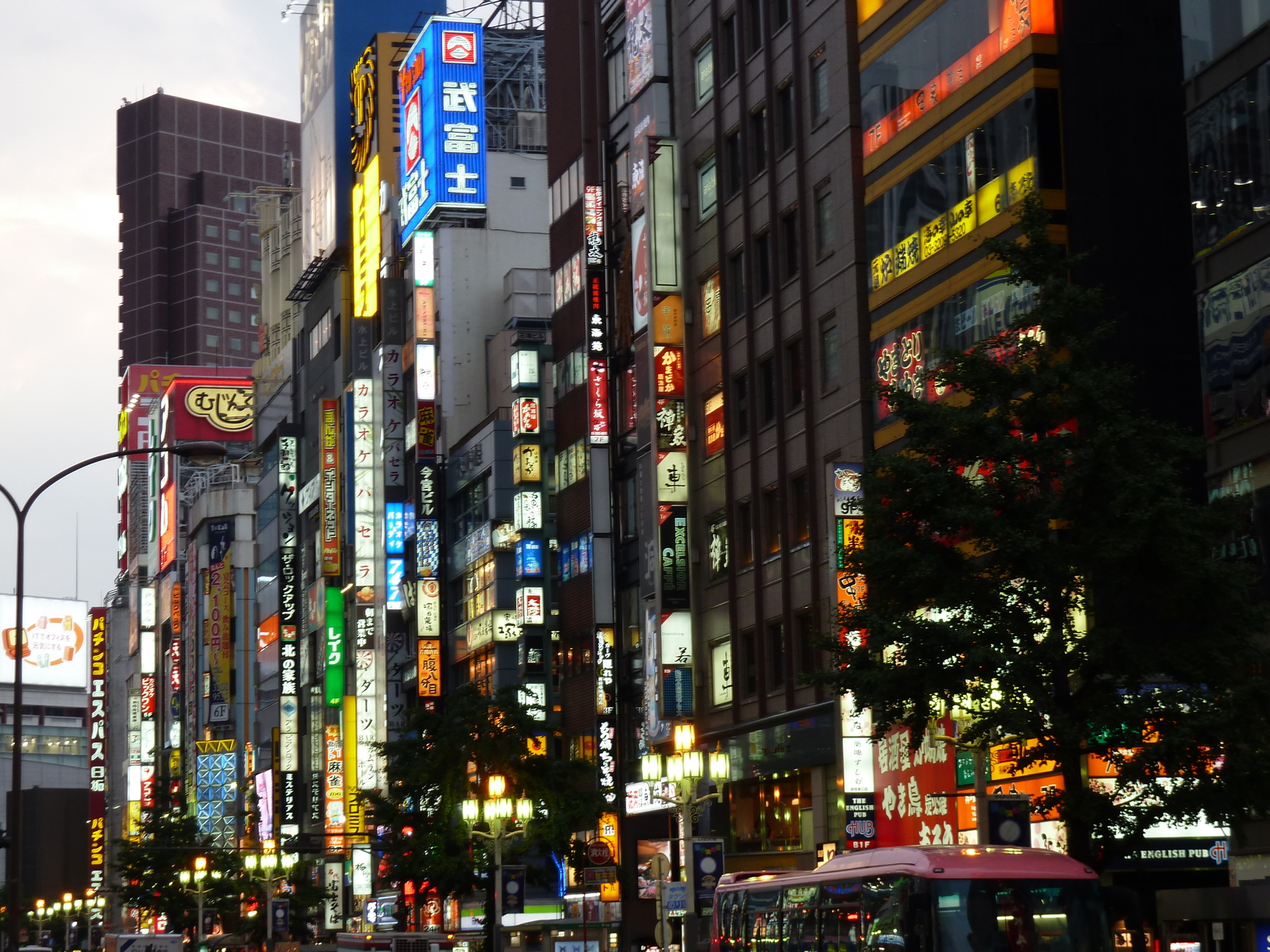 Photo Japon Tokyo Shinjuku 2010-06 50