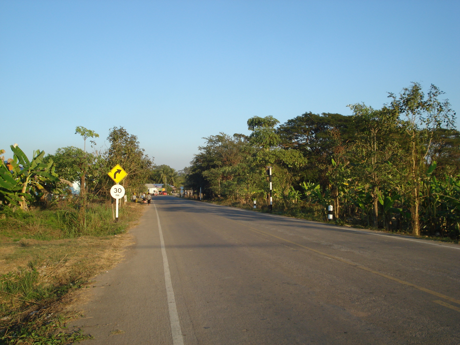 Photo Thaïlande Phitsanulok rue Mittraparp 2008-01 94