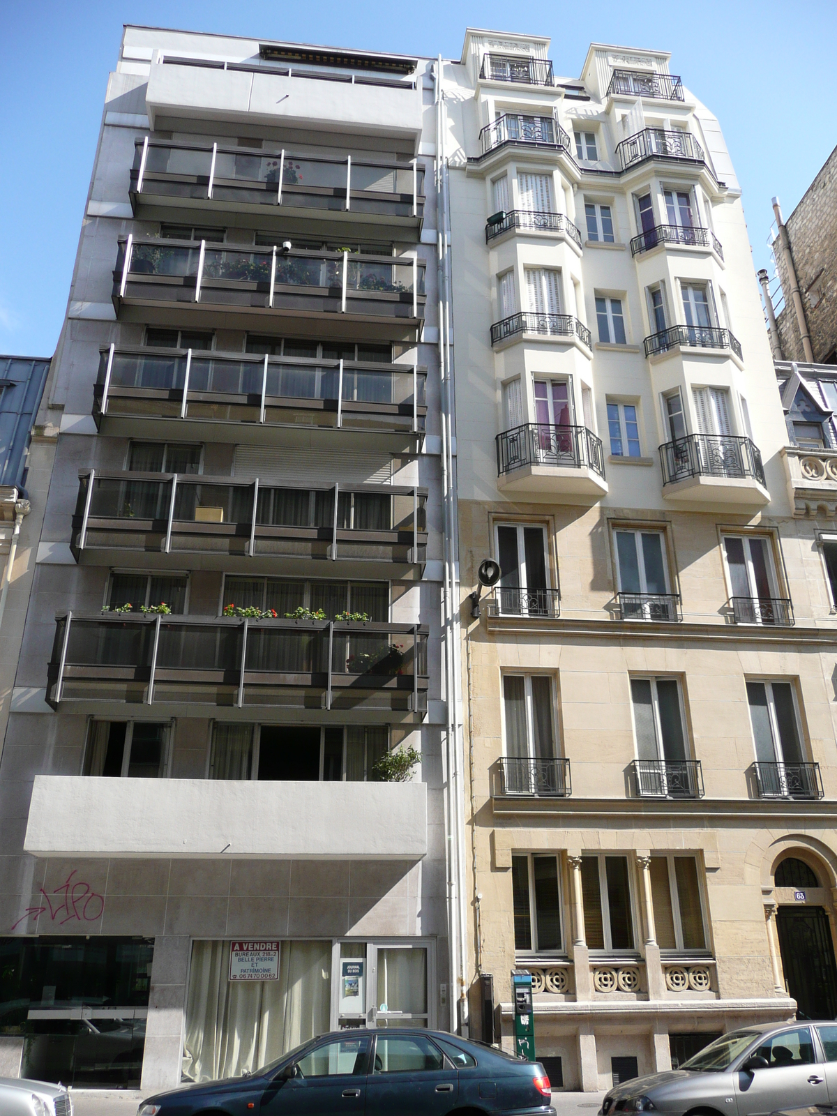 Photo France Paris 17eme Arrondissement Rue Jouffroy d'Abbans 2007-05 56