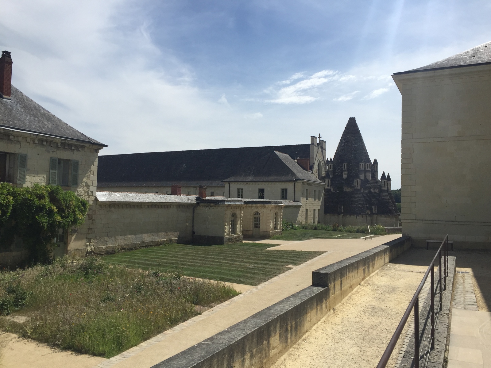 Photo France Abbaye Royale de Fontevraud 2017-08 15