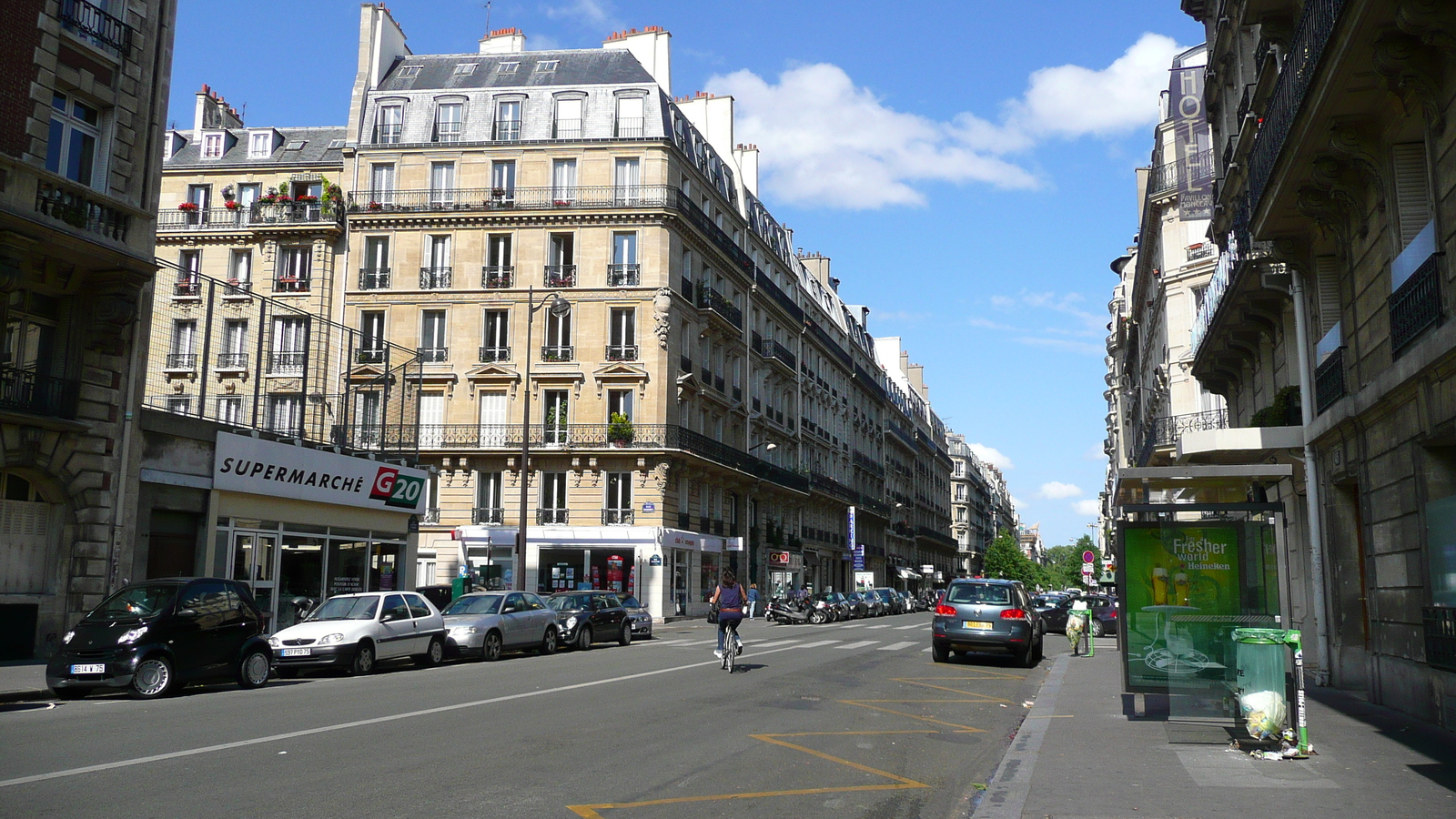 Photo France Paris 17eme Arrondissement Rue Jouffroy d'Abbans 2007-05 41