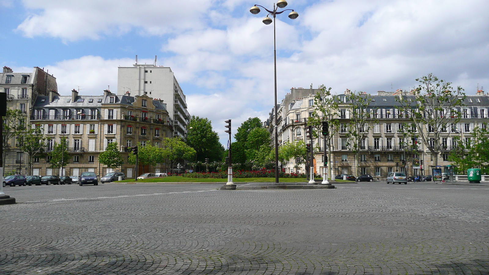 Photo France Paris 17eme Arrondissement Place Wagram 2007-05 10