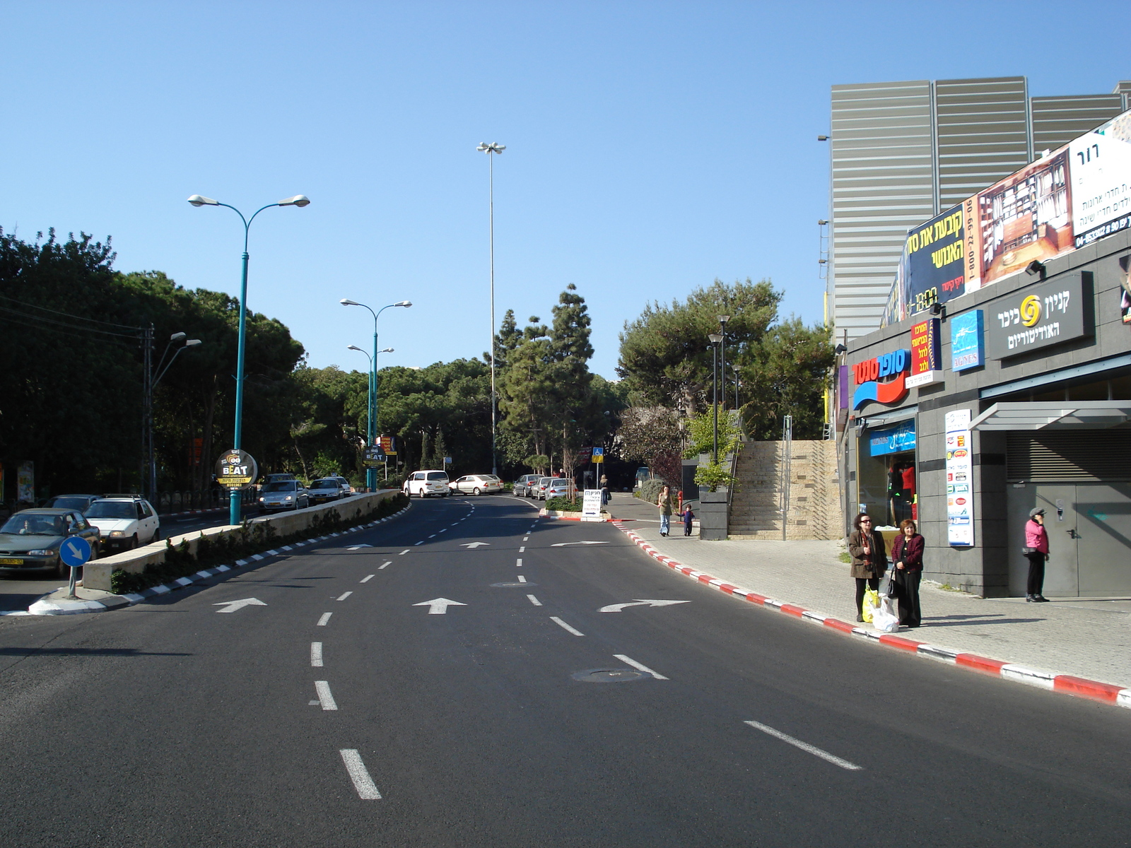 Photo Israel Haifa Carmel 2006-12 88