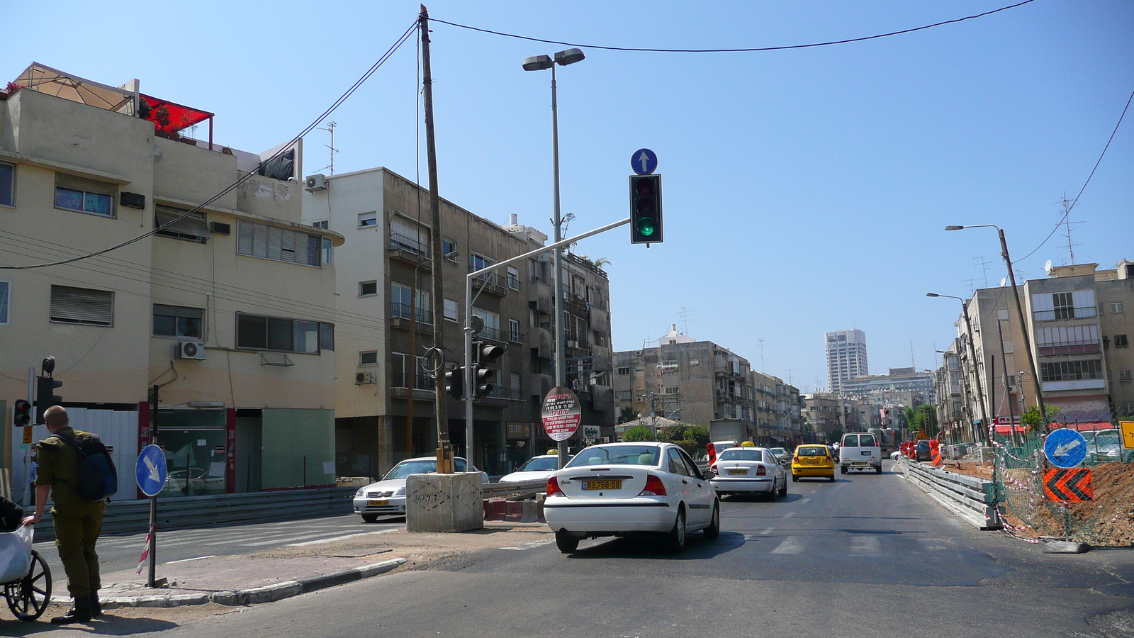 Photo Israel Tel Aviv Rue Ibn Gvirol 2007-06 59
