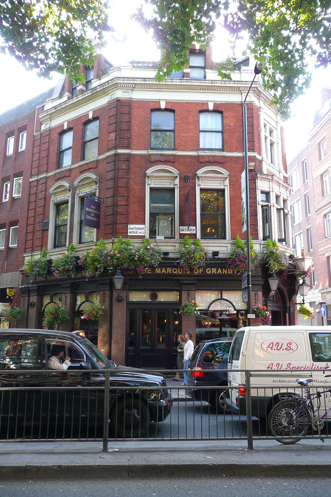 Photo Royaume-Uni Londres Avenue Shaftesbury 2007-09 85