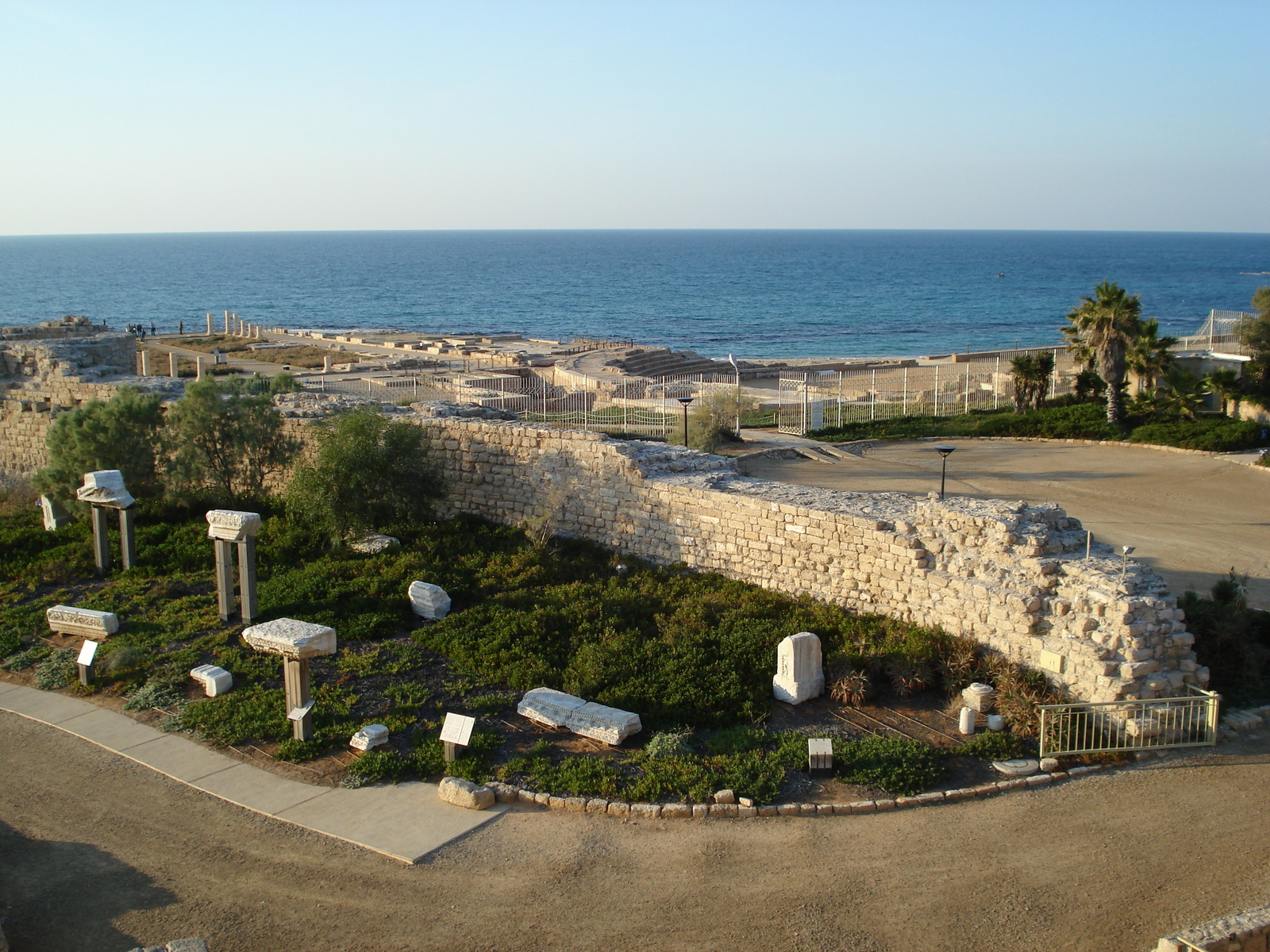 Photo Israel Caesarea 2006-12 145