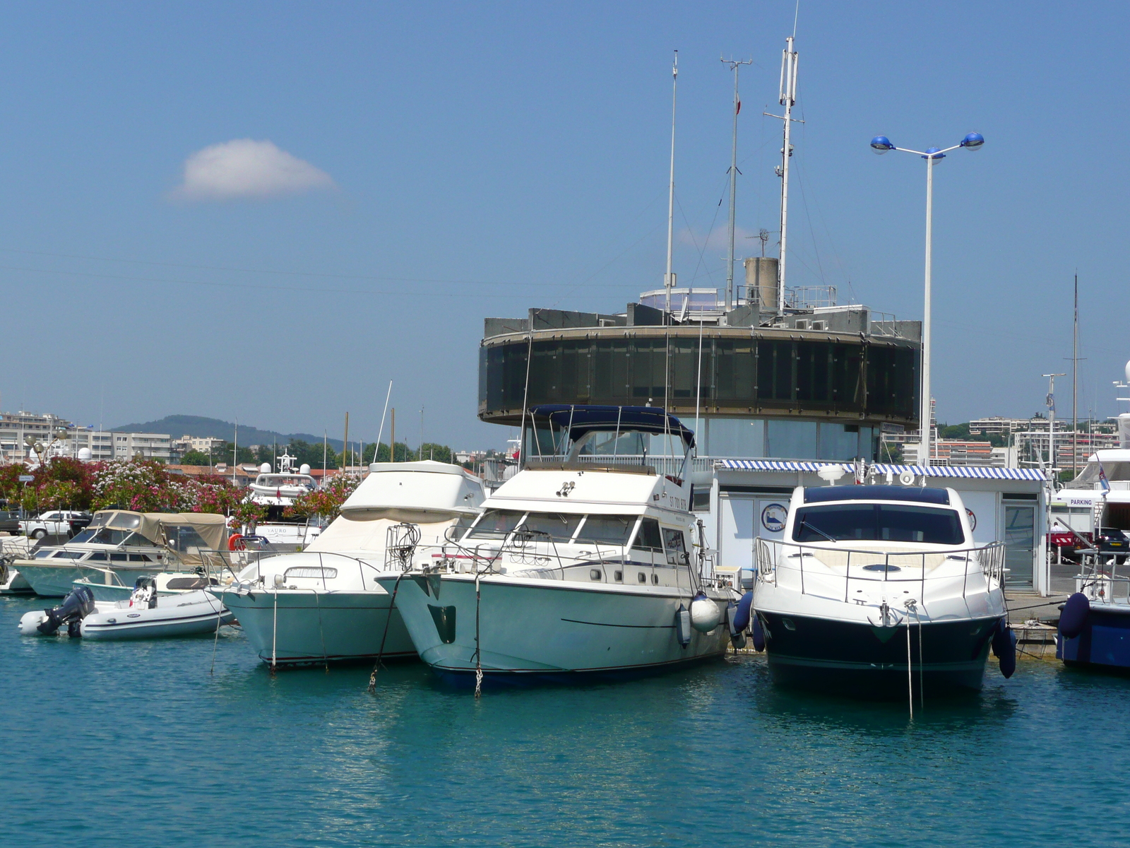 Photo France Antibes Port Vauban 2007-07 16