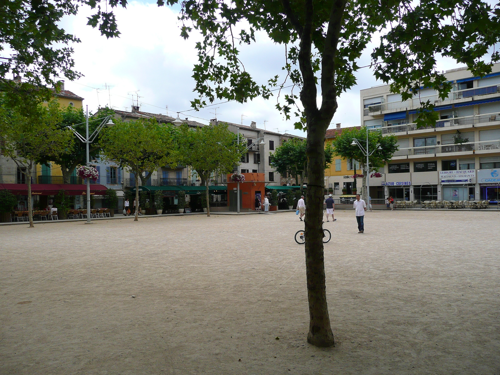 Photo France Vence Place du Grand Jardin 2007-07 1