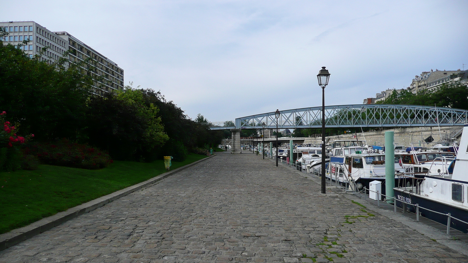 Photo France Paris Port de la Bastille 2007-06 74