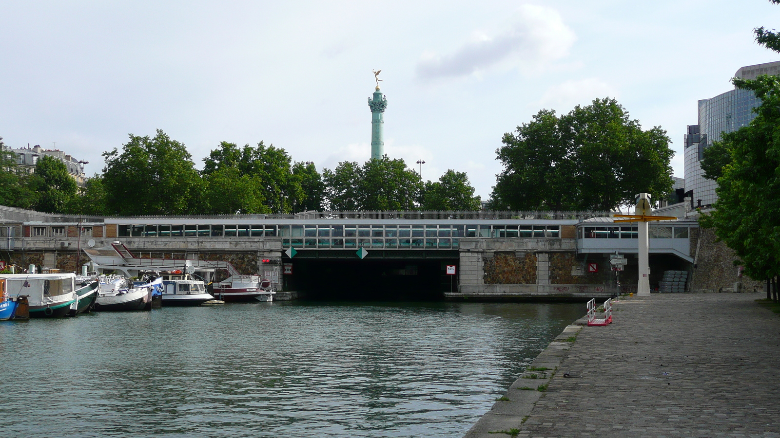 Photo France Paris Port de la Bastille 2007-06 1