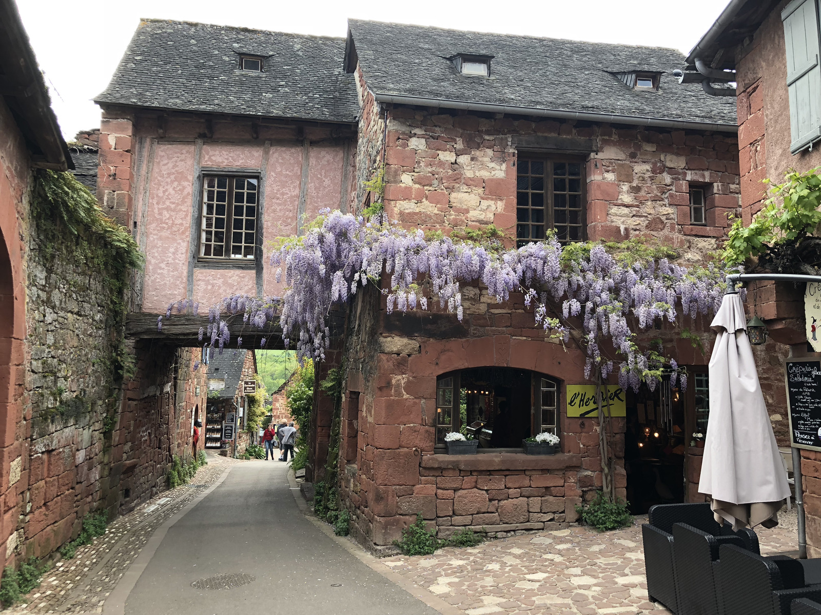 Photo France Collonges la Rouge 2018-04 29