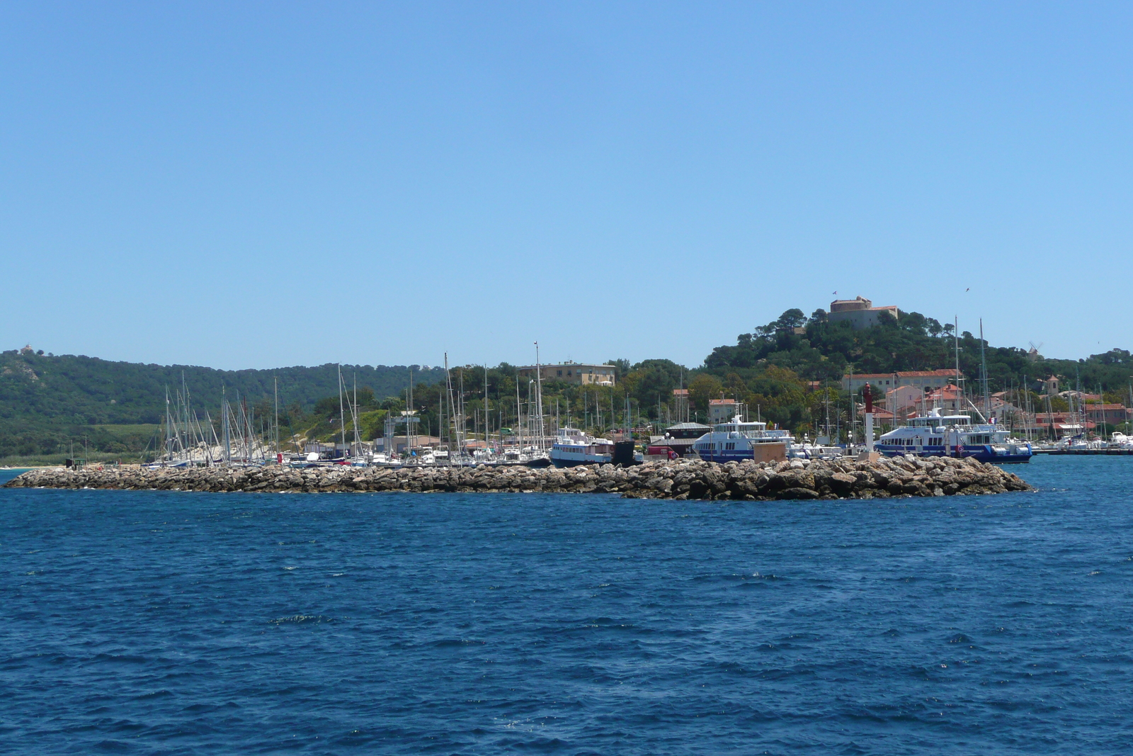 Photo France Ile de Porquerolles Traversée Porquerolles 2008-05 20