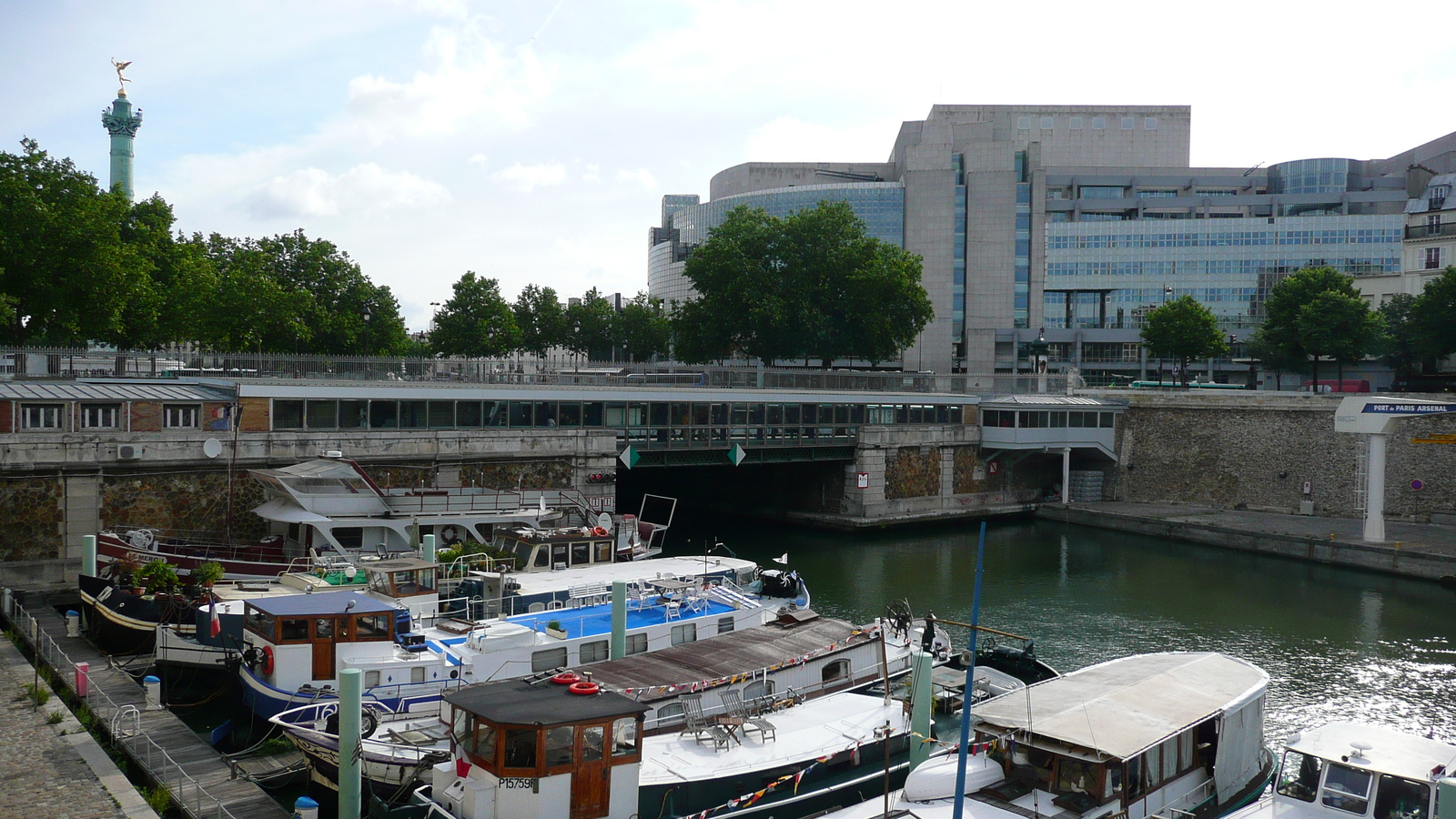 Photo France Paris Port de la Bastille 2007-06 28