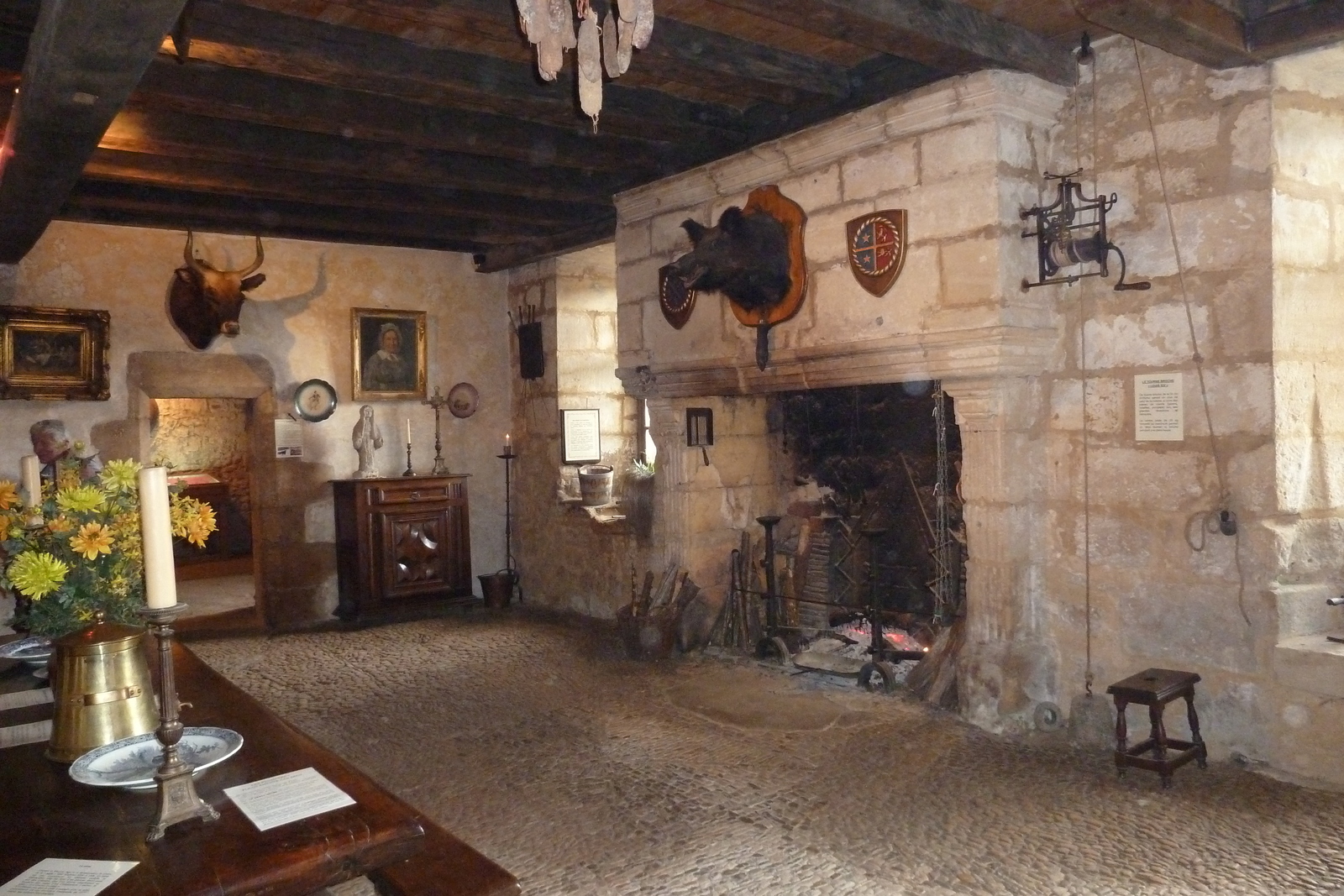 Photo France Maison Forte de Reignac 2010-08 54