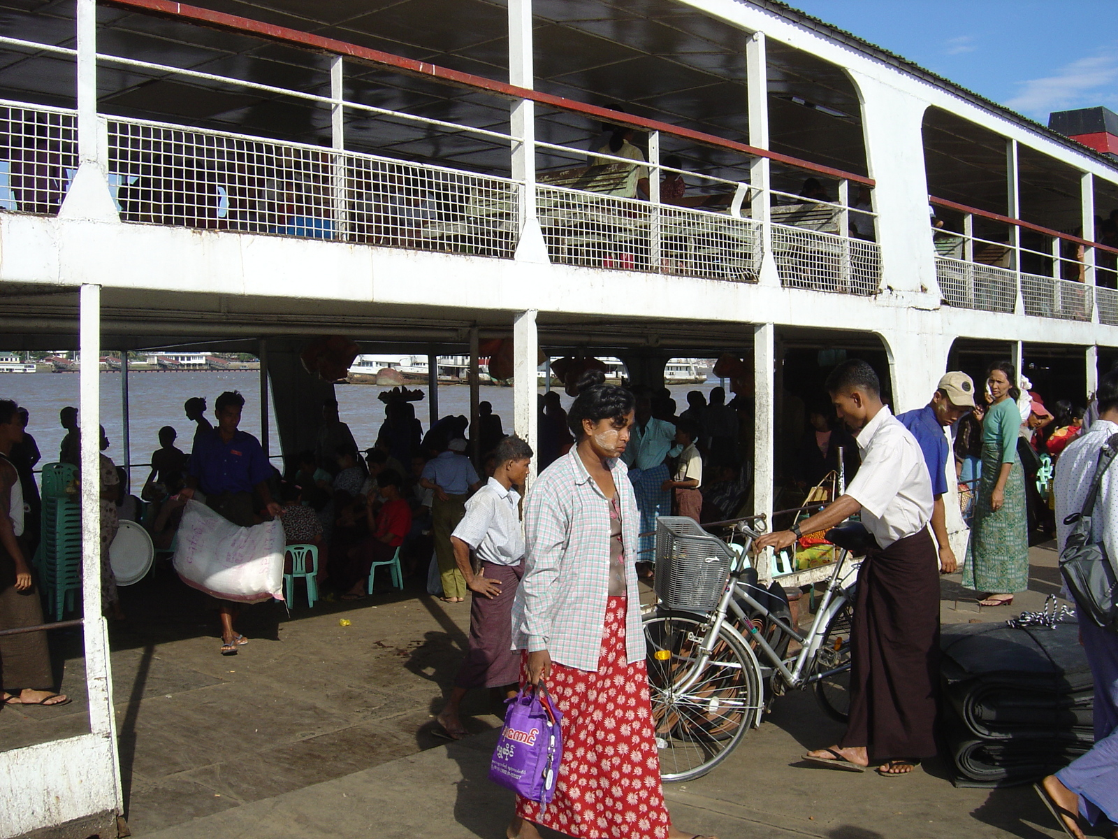 Photo Birmanie (Myanmar) Rangoun 2005-01 244