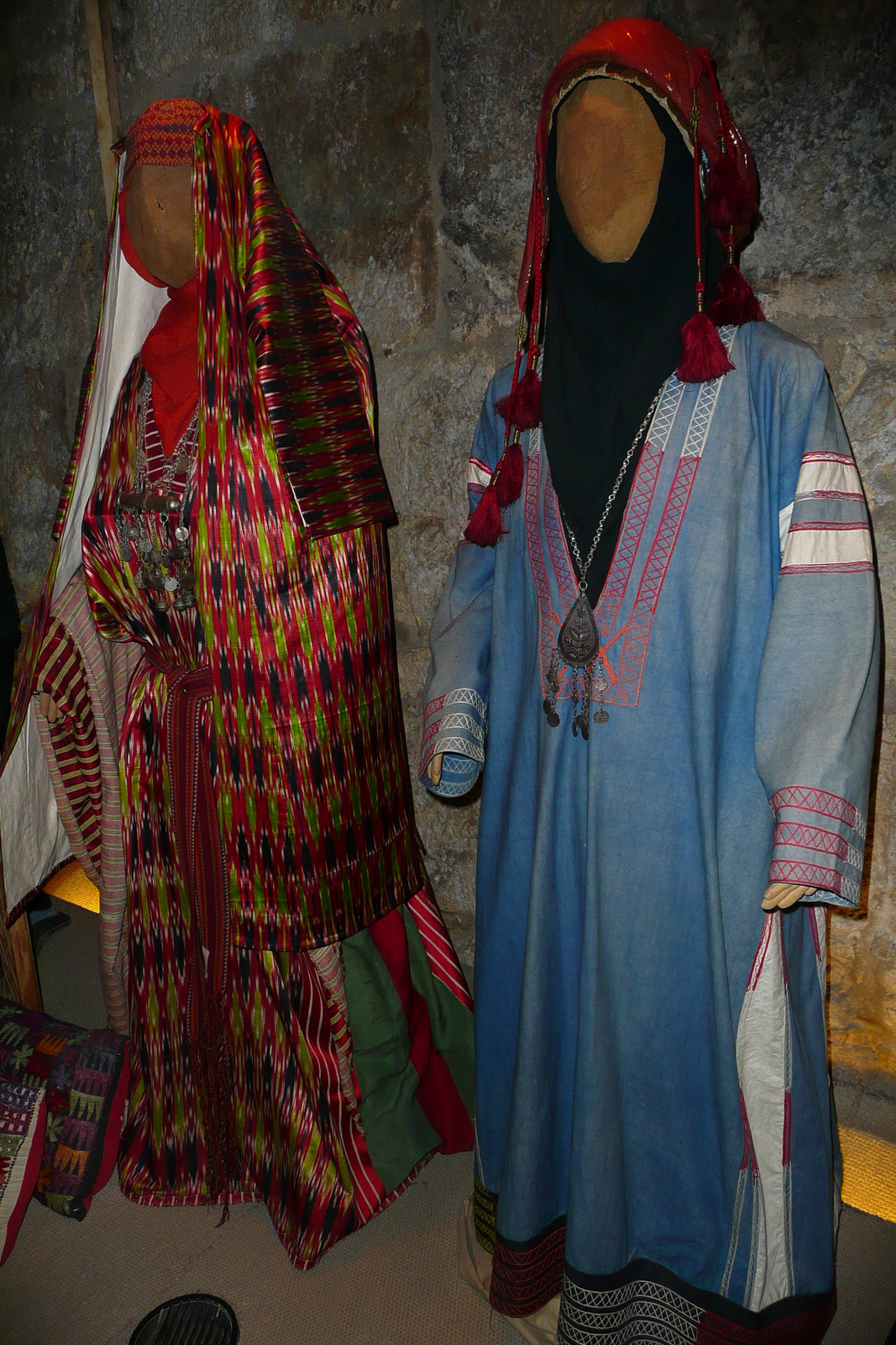 Photo Jordanie Amman Théâtre romain Musée des traditions Populaires 2007-12 23