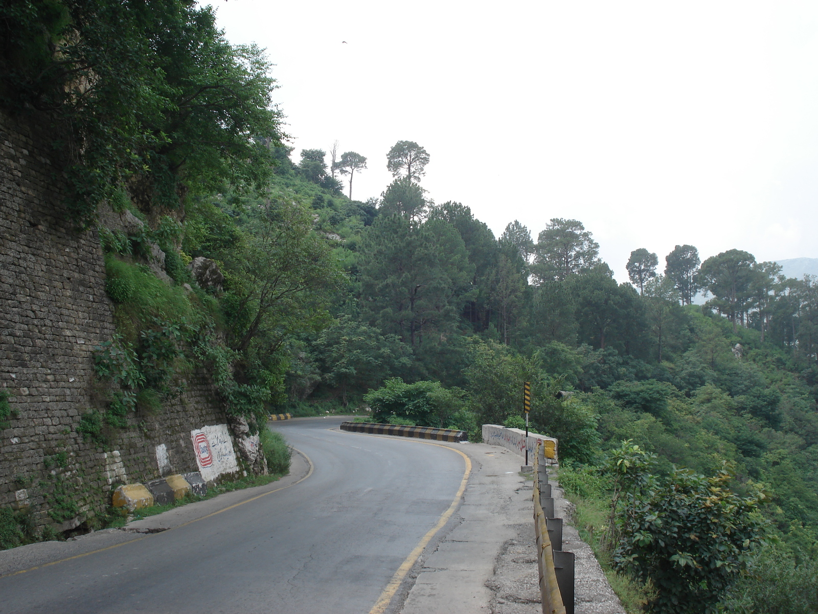 Photo Pakistan Route de Islamabad à Murree 2006-08 72