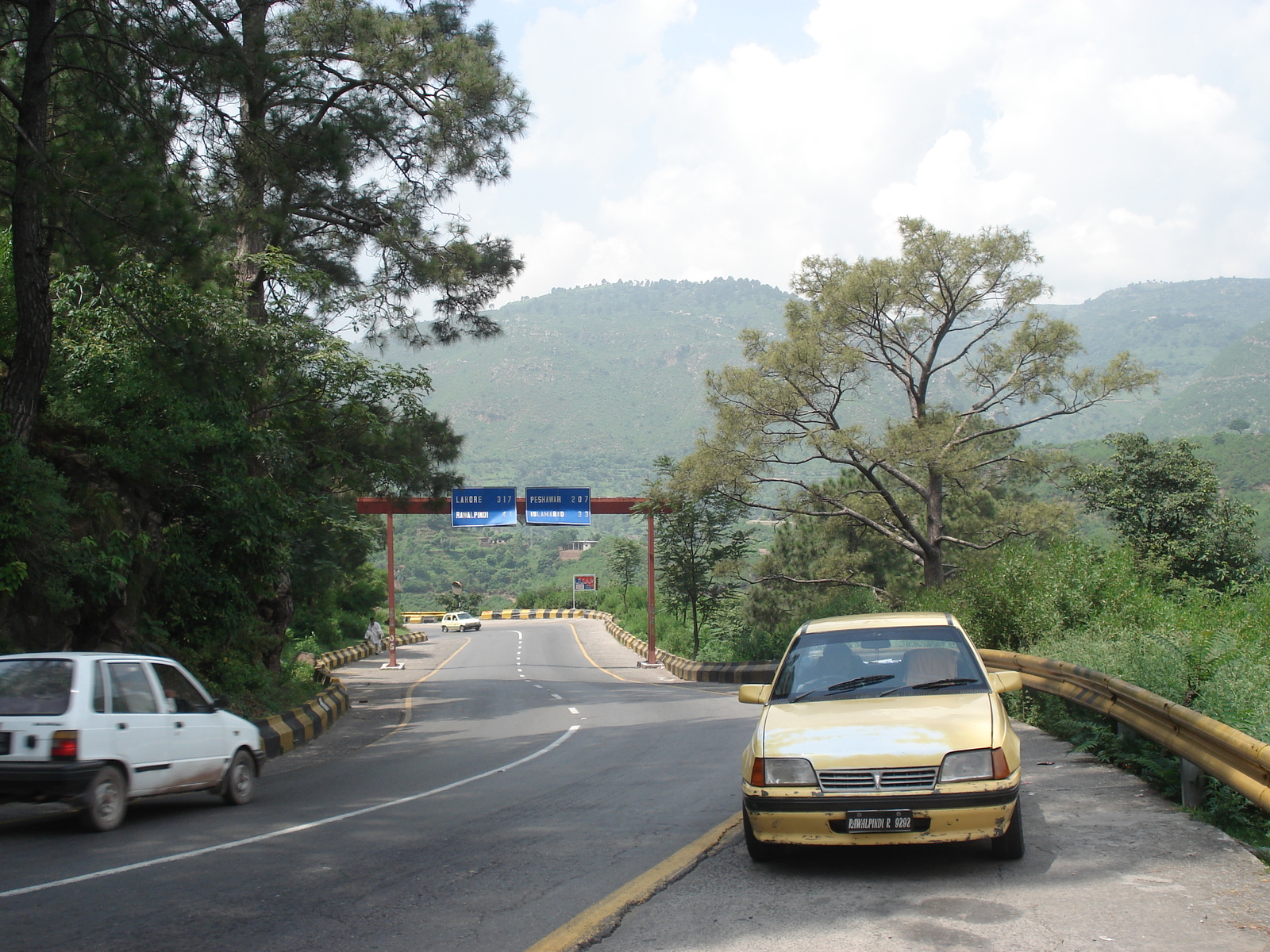 Photo Pakistan Route de Islamabad à Murree 2006-08 58