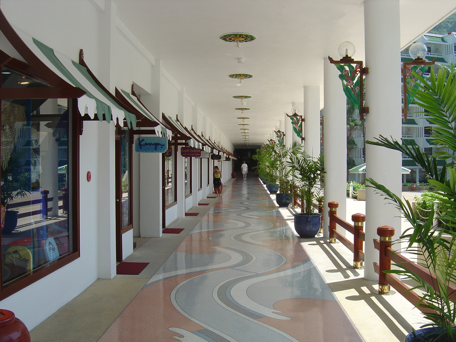 Photo Thaïlande Phuket Hotel le Meridien Phuket Beach 2005-12 108