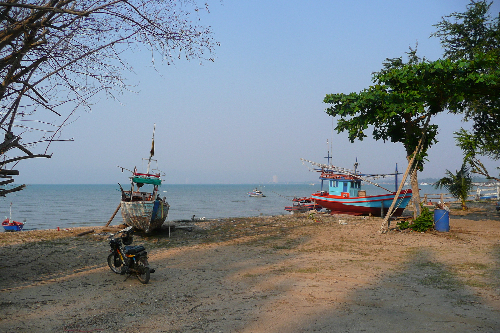 Photo Thaïlande Chonburi Base Navale Choumpon 2008-01 41