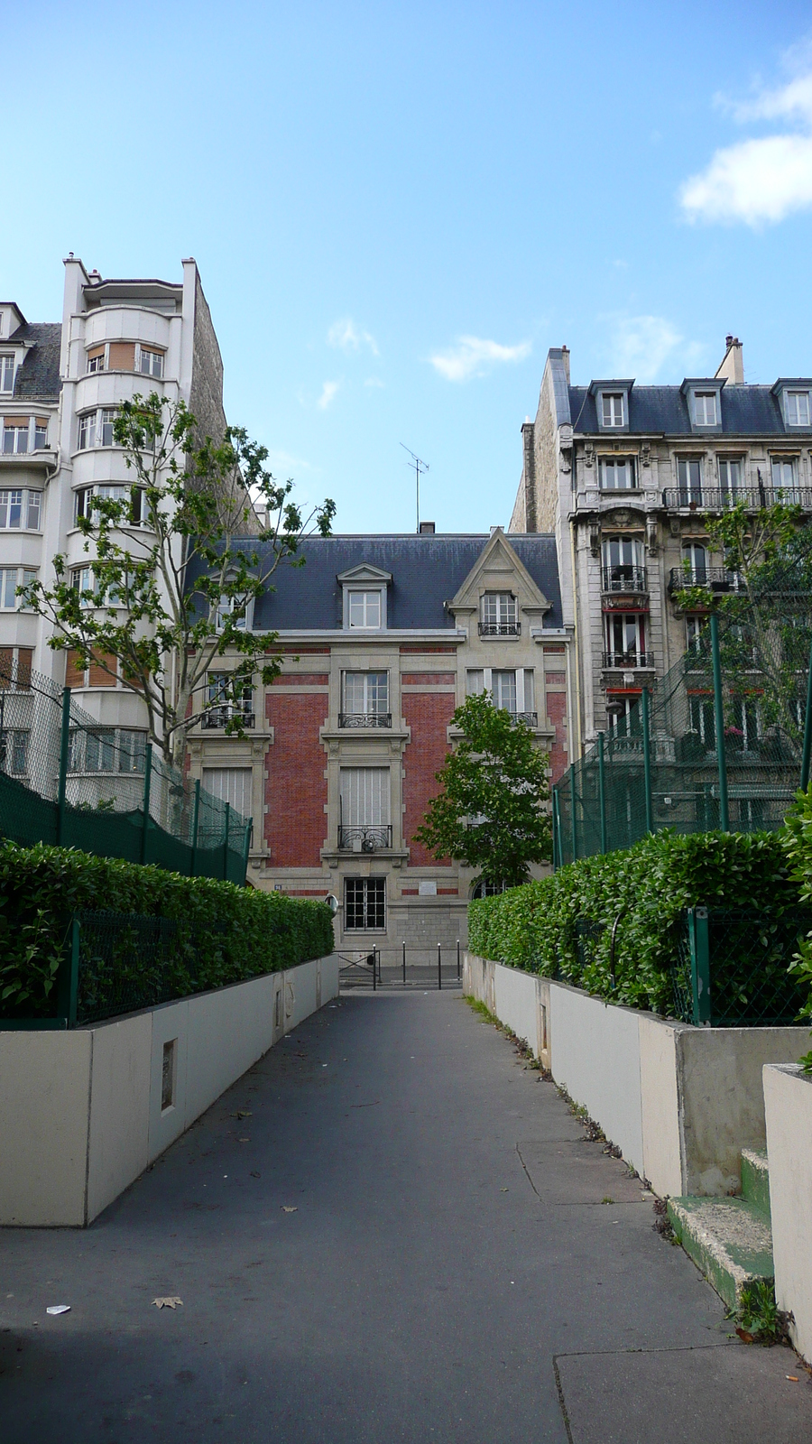 Photo France Paris 17eme Arrondissement Boulevard Péreire 2007-05 30