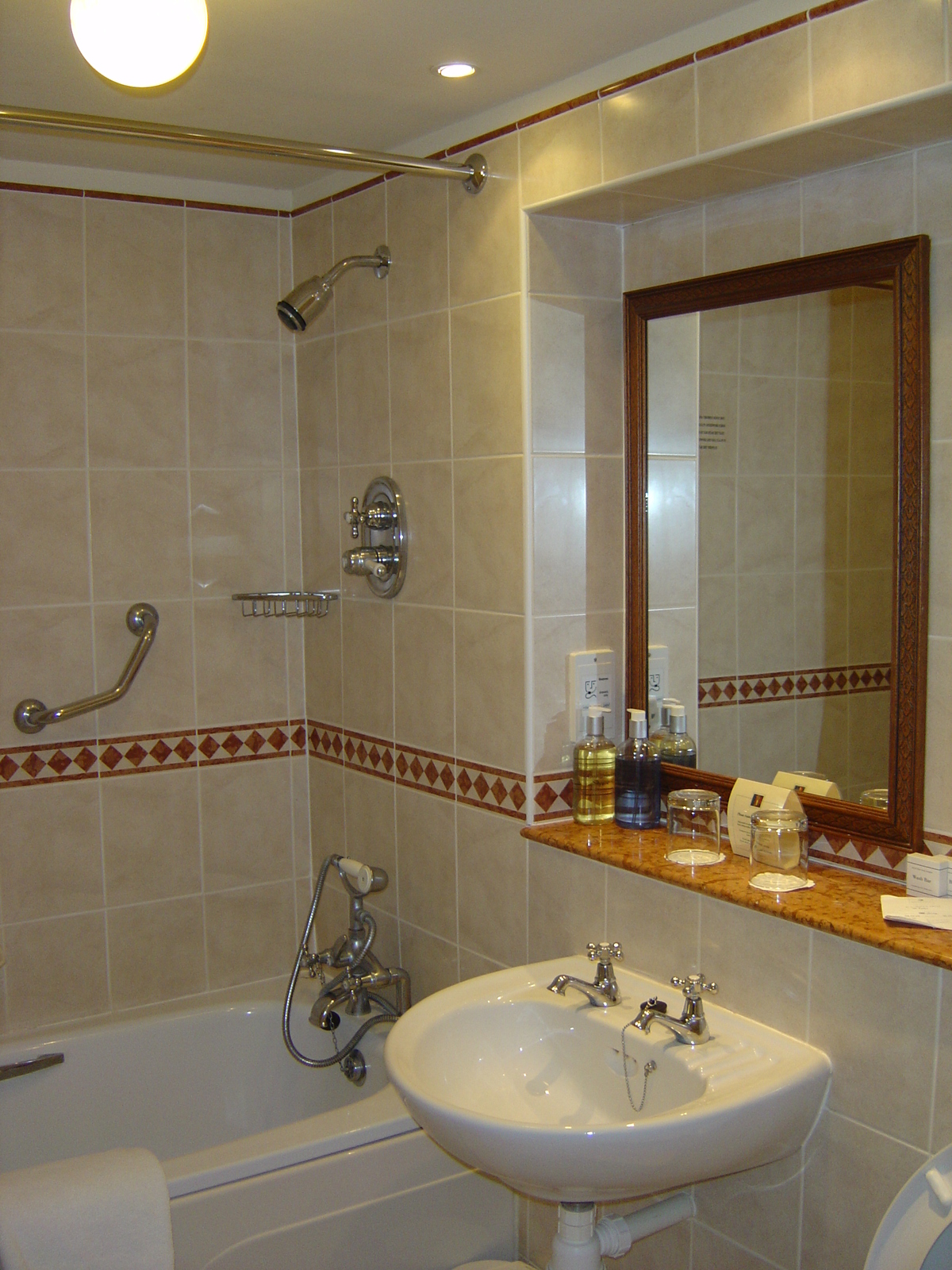 Photo Royaume-Uni Winchester Wessex Hotel 2005-04 5