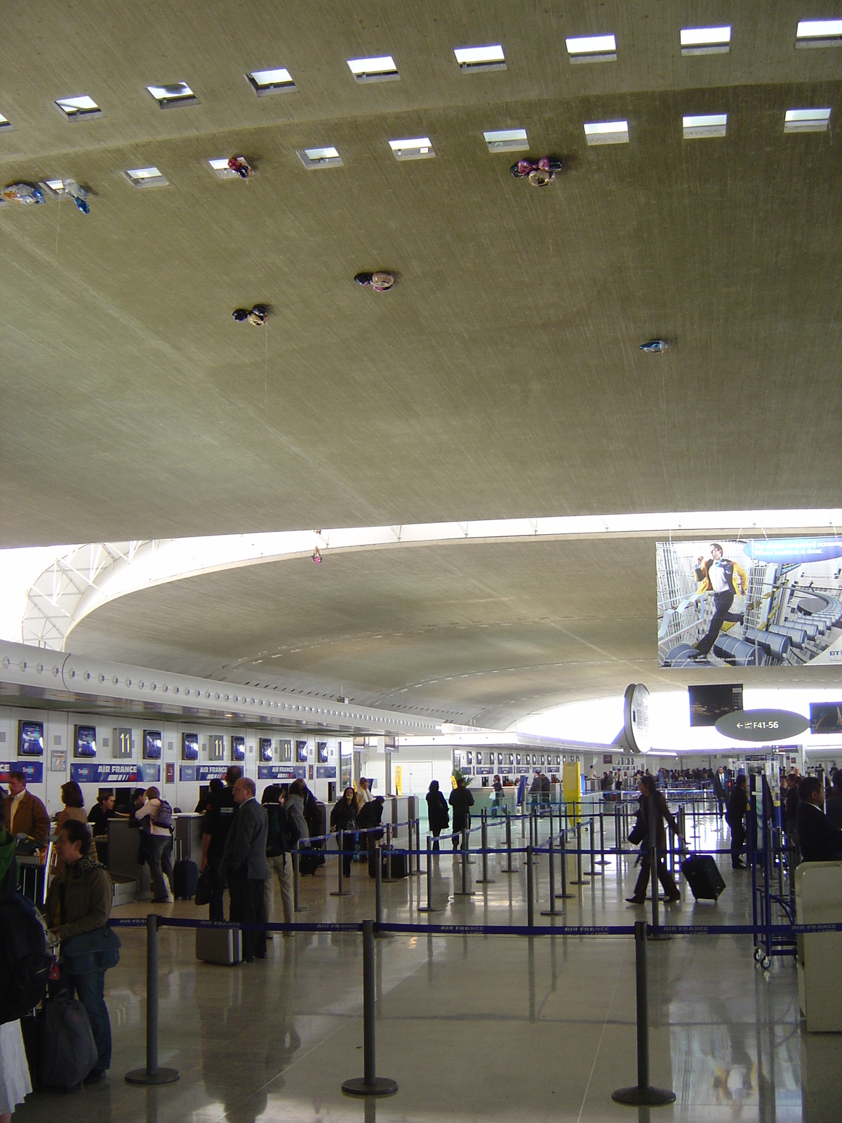 Photo France Aéroport Paris Charles de Gaulle 2005-04 3