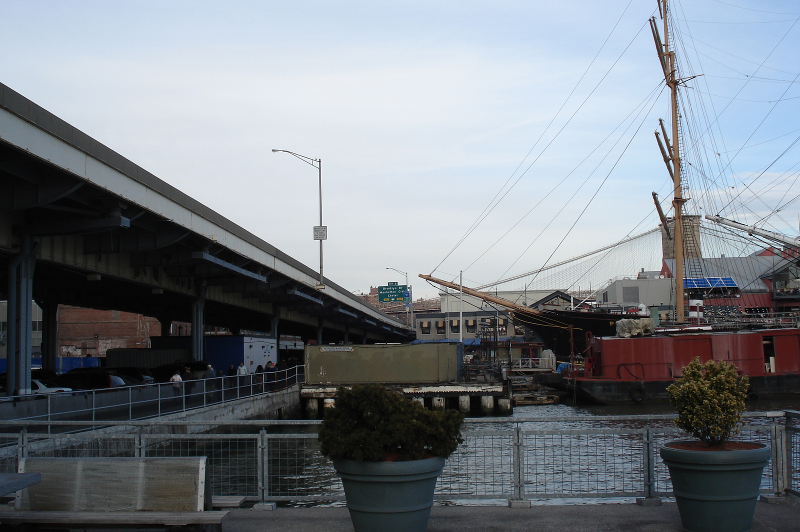 Photo États-Unis New York Port South Street 2006-03 35