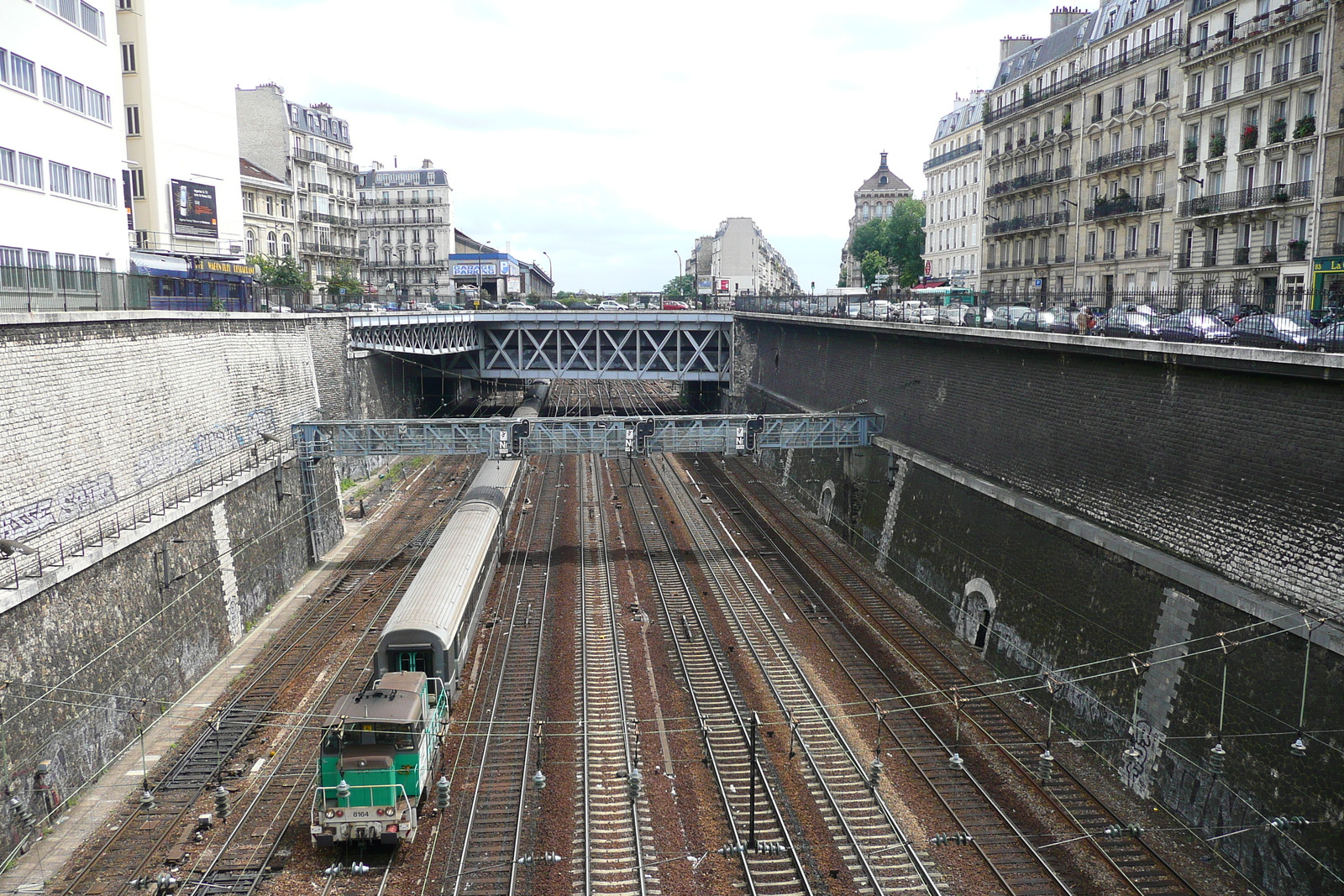 Photo France Paris Rue de Rome 2007-06 49