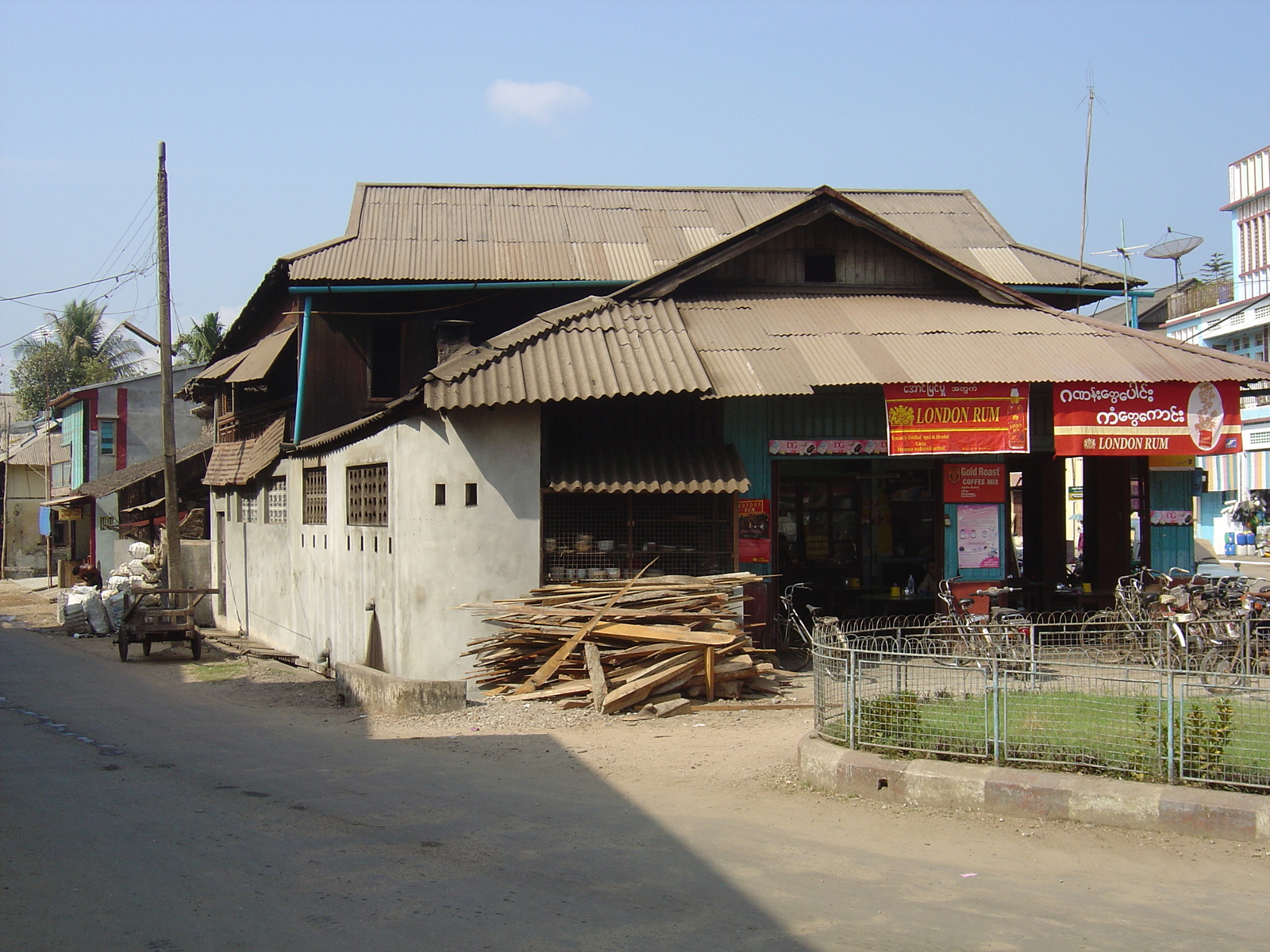 Photo Birmanie (Myanmar) Dawei (TAVOY) 2005-01 146