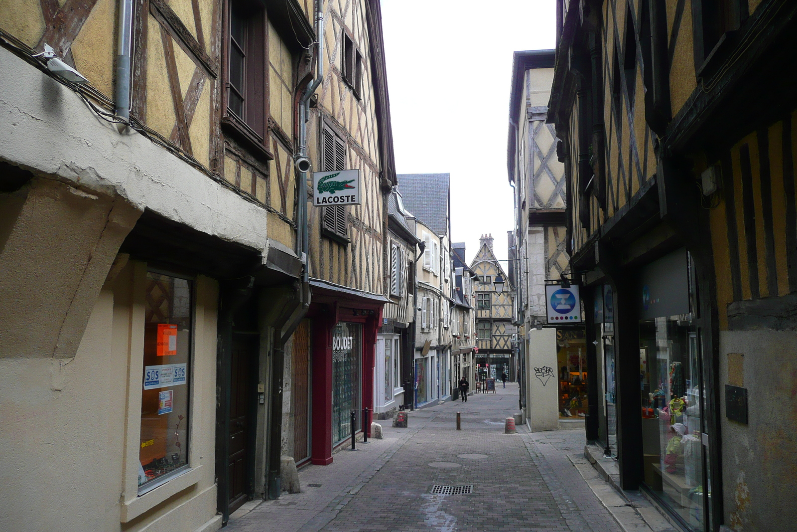 Photo France Bourges 2008-04 106