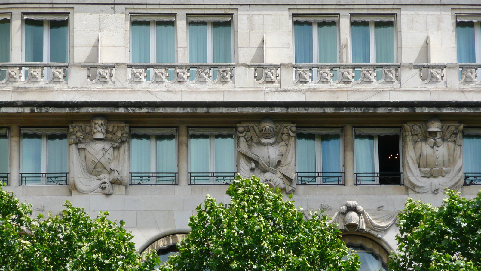 Photo France Paris Boulevard Malesherbes 2007-05 67